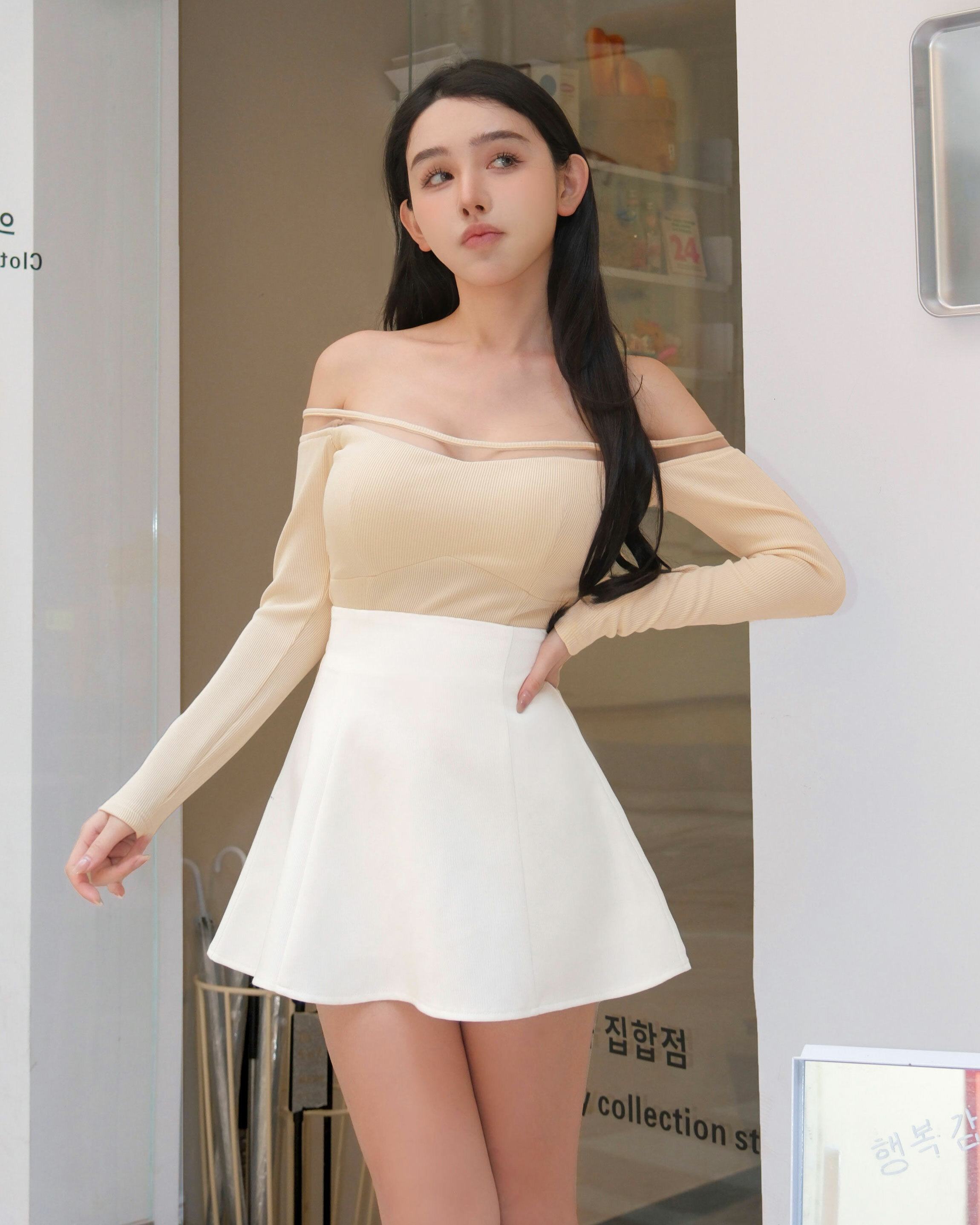 訂製-一字領拼接網紗坑條上衣