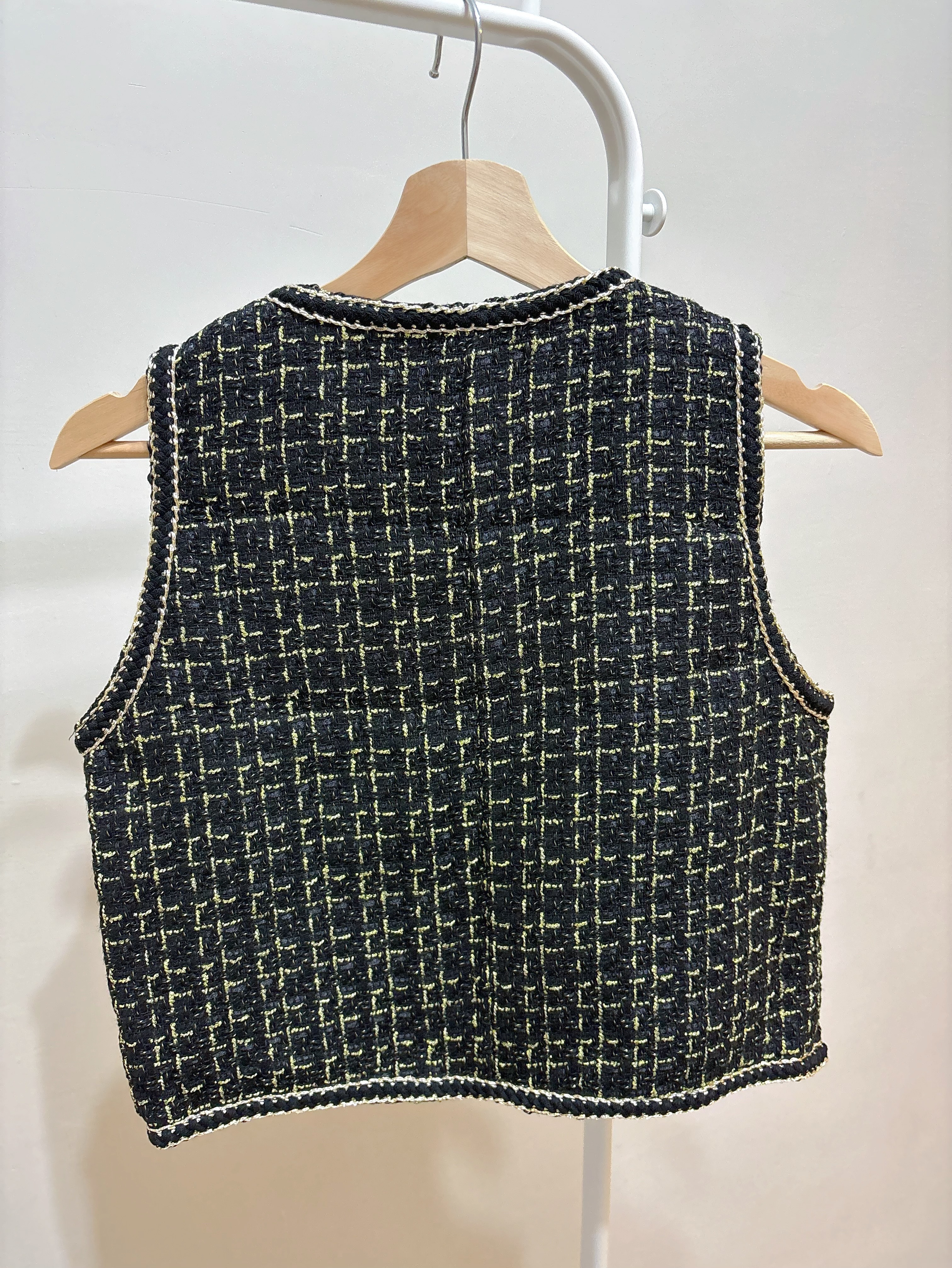 小香風質感背心-黑配金蔥現貨1