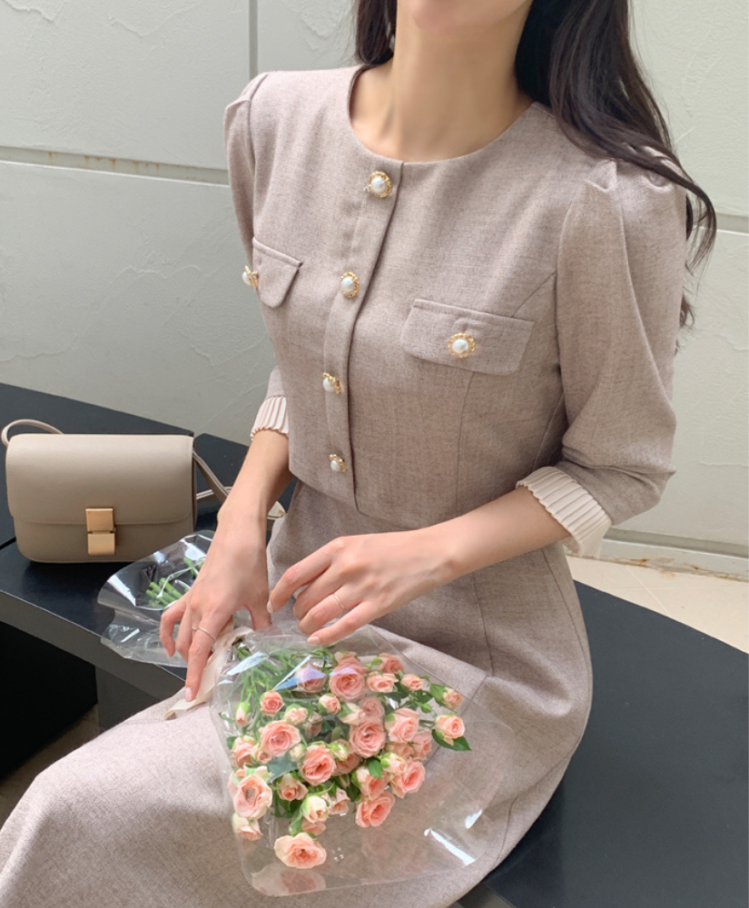 [現貨] Shayna 氣質拚色假兩件洋裝 [ 米色 / M ]