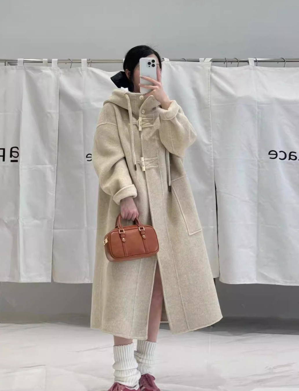 ᴷᴼᴿᴱᴬ 正韓🇰🇷連帽羊角扣雙面毛呢長版大衣（三色）