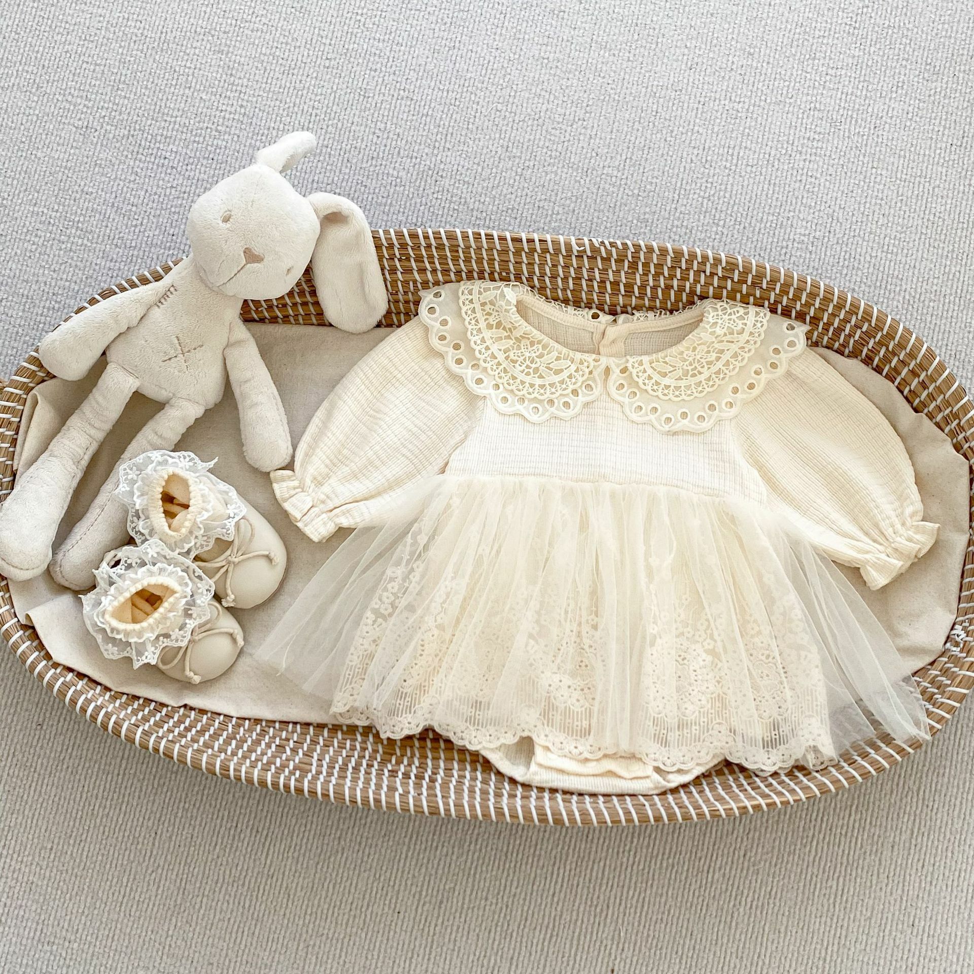 米色通花Lace包屁紗裙