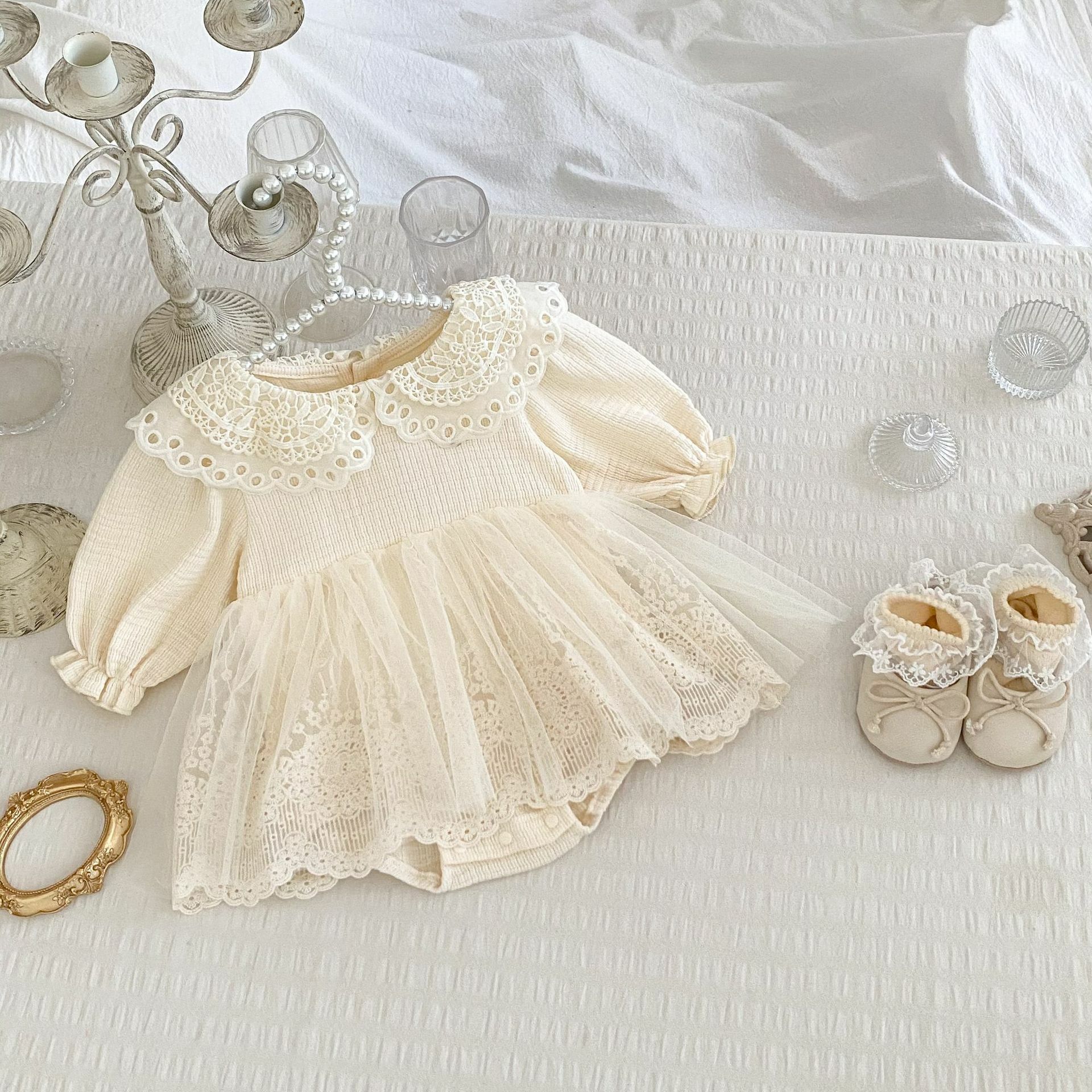 米色通花Lace包屁紗裙