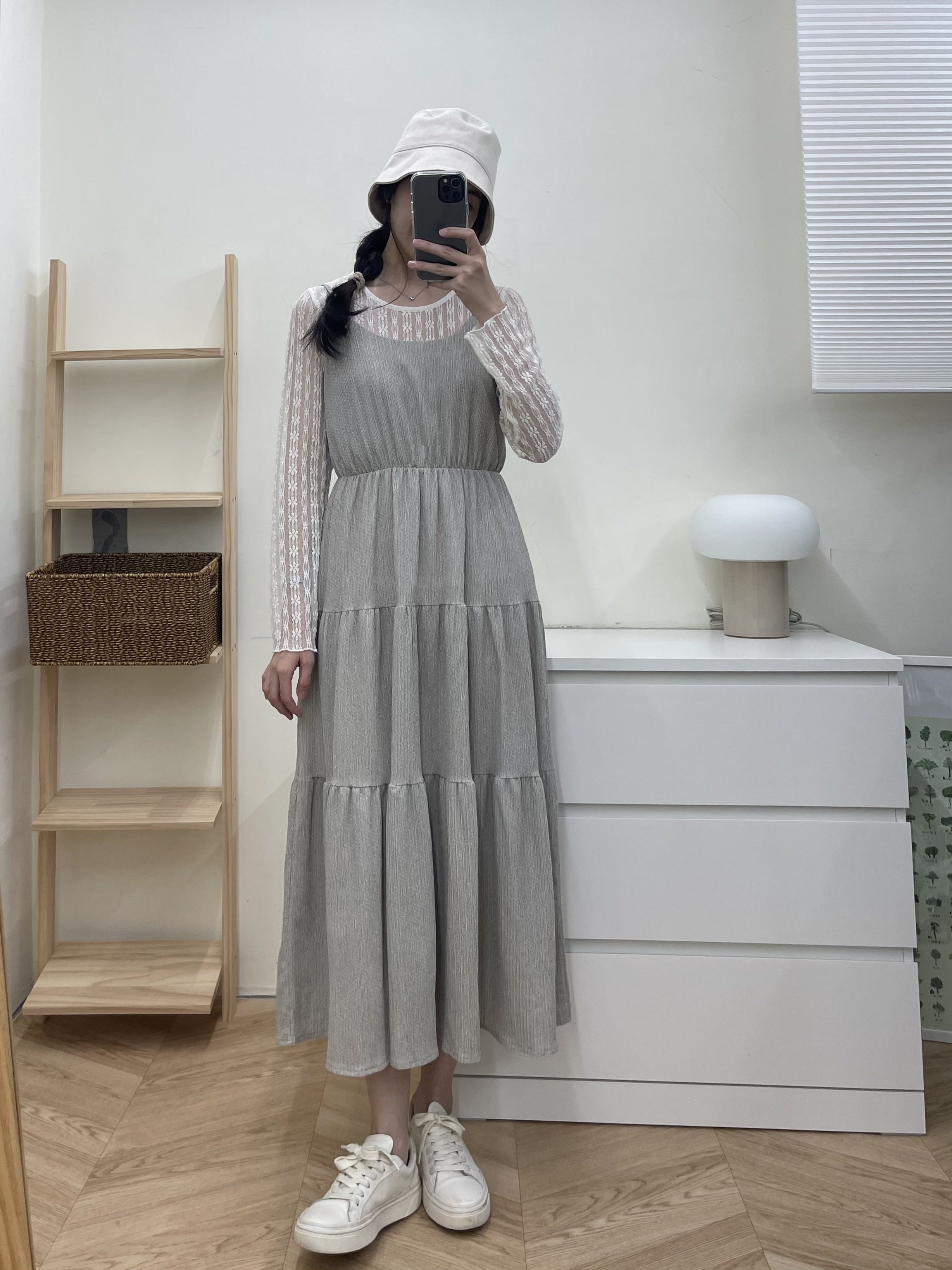 緹花蕾絲上衣+蛋糕洋裝