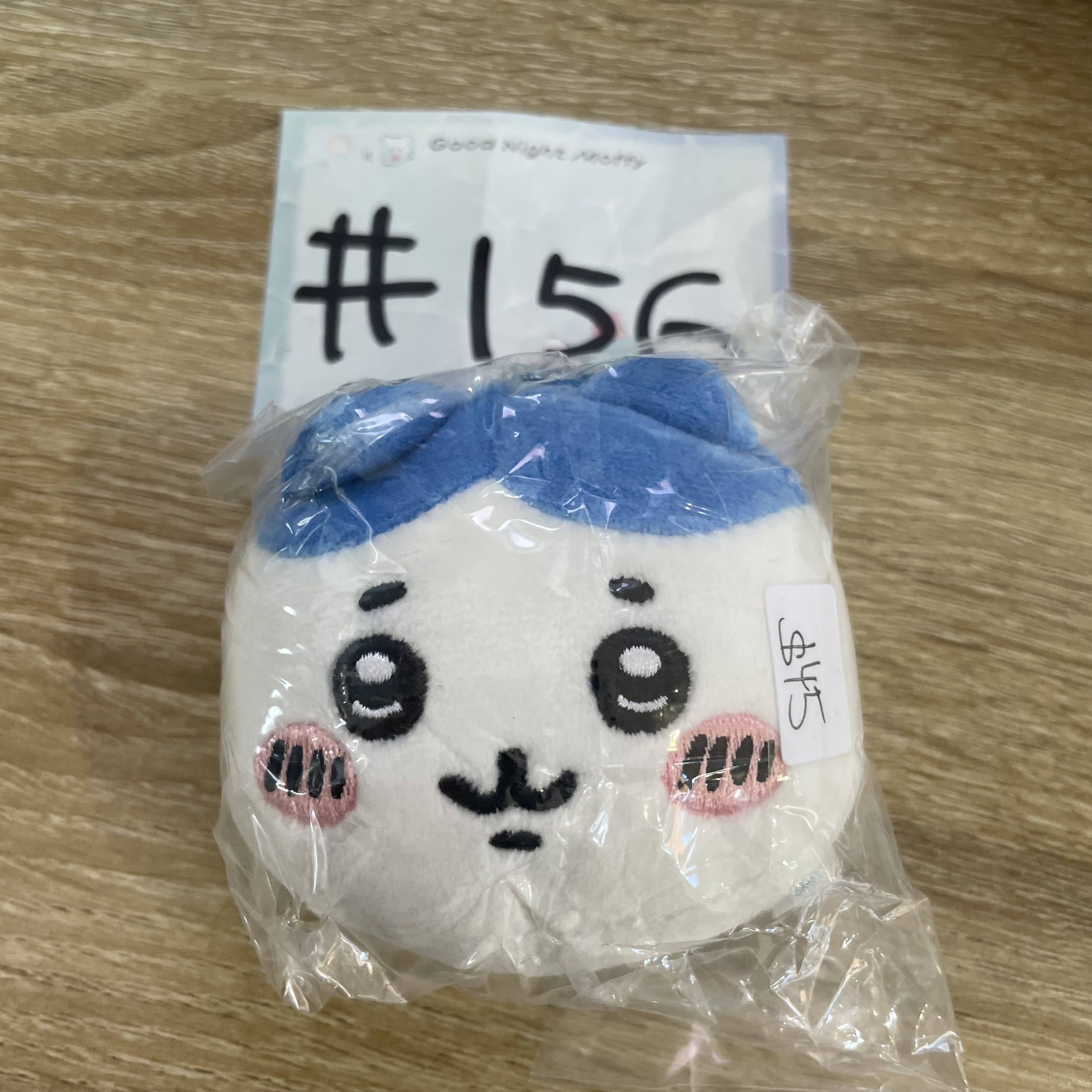 CHIIKAWA  八字貓 公仔156