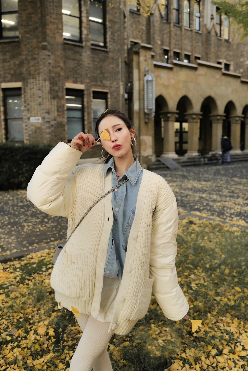 極暖針織拼接鴨絨外套_AMISSA（杏白）