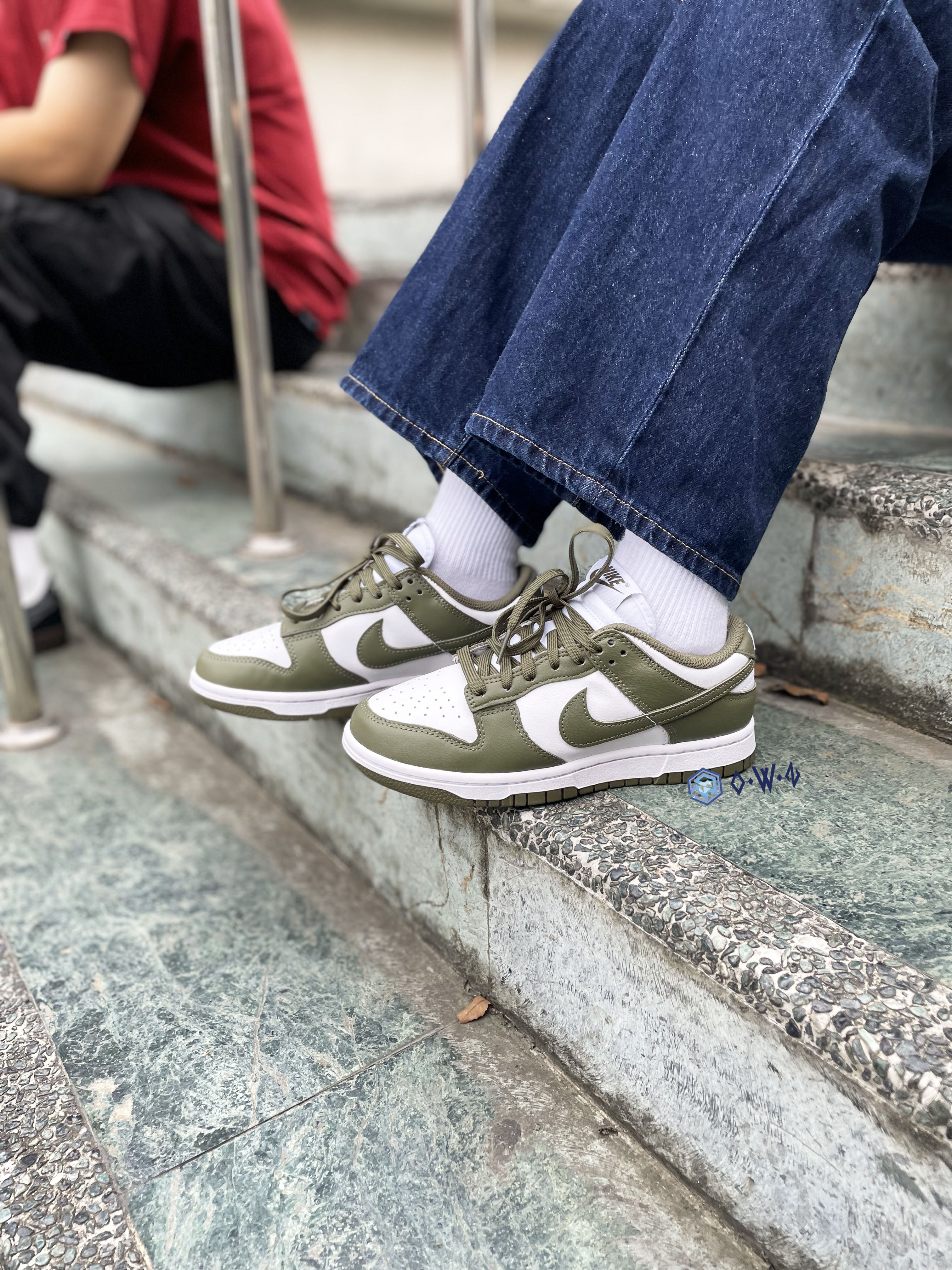 【OWN】NIKE DUNK LOW 皮革 板鞋 平底 女版 男生可穿 DD1503-120 白橄欖綠