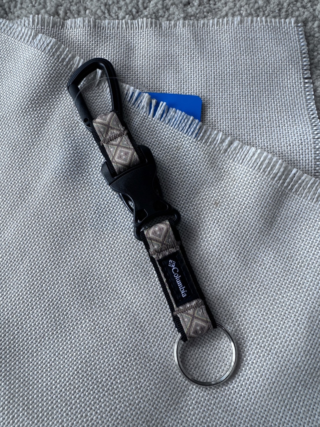 【現貨】Columbia 多功能鑰匙圈 吊飾 鑰匙圈 掛件 登山露營必備