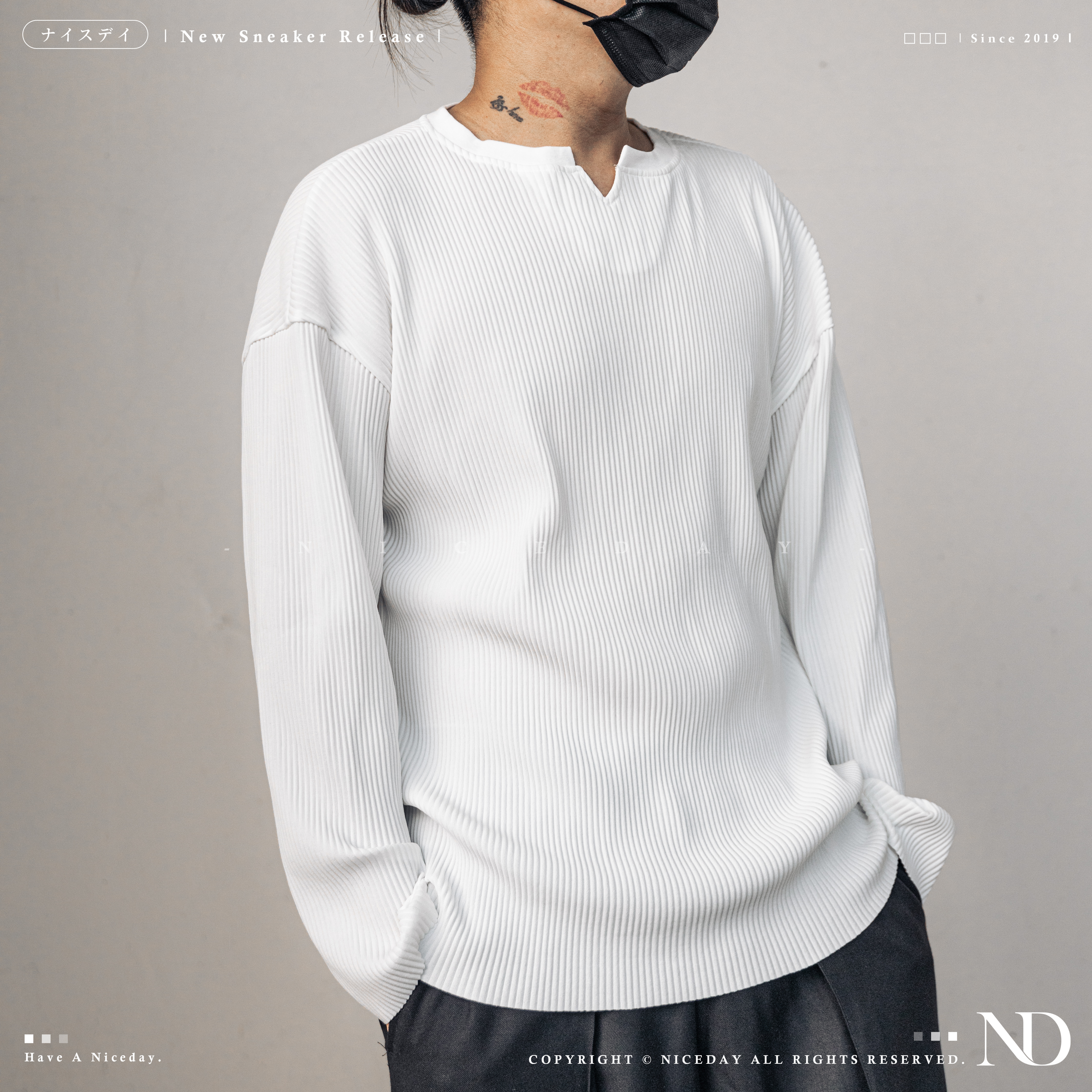 NICEDAY 代購 服飾 冰絲長袖 V領 皺褶 寬鬆 垂墜感 高級感 黑色 白色