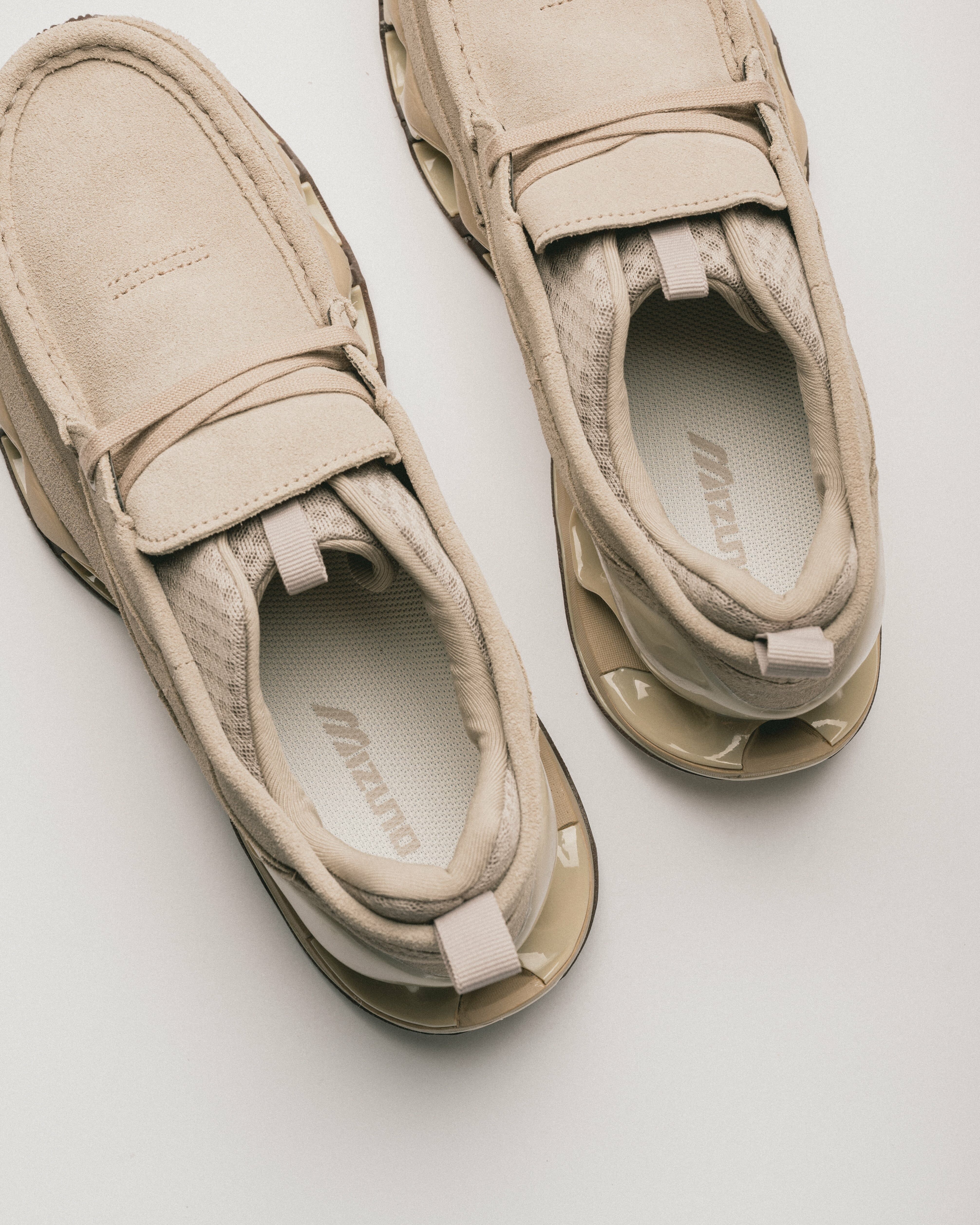Mizuno Wave Prophecy Moc Suede | TAUPE