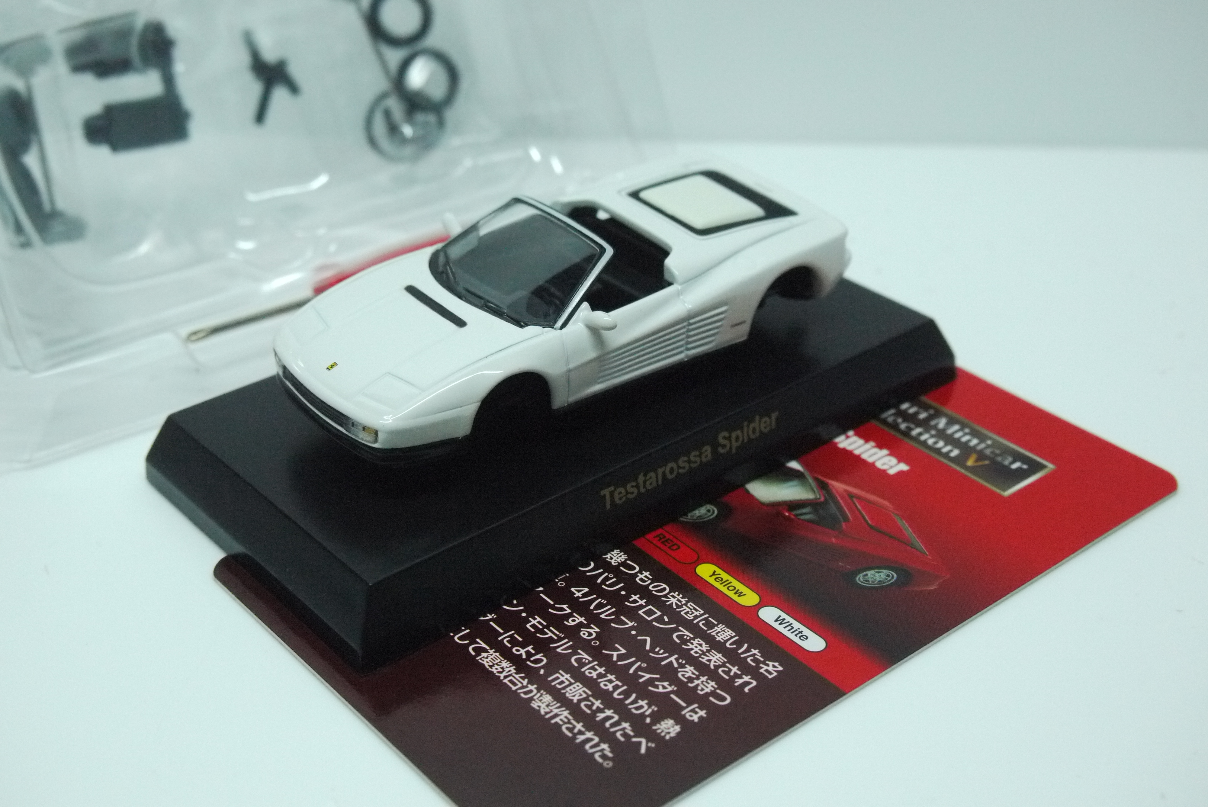 KYOSHO FERRARI TESTAROSSA SPIDER WHITE 