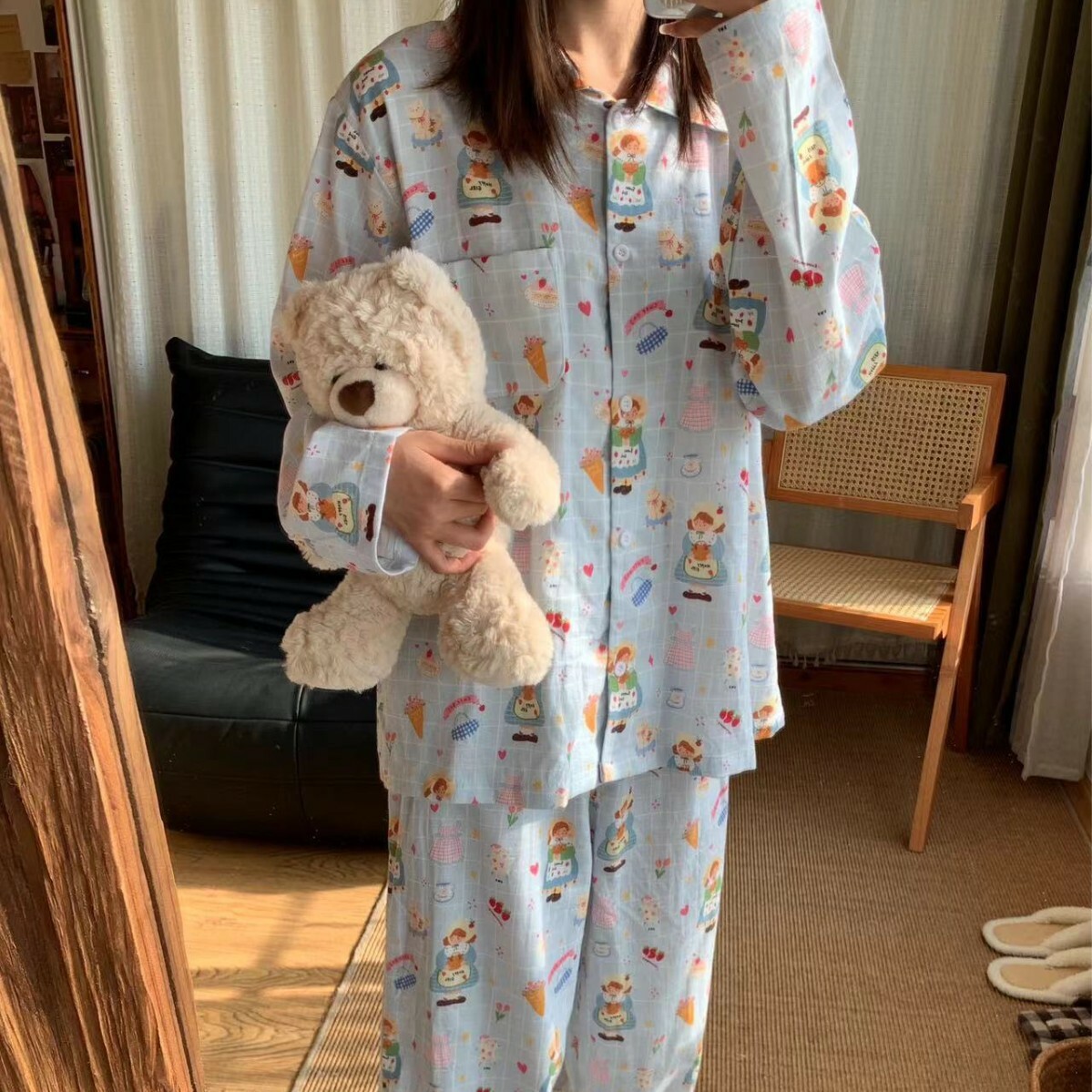 《5302》藍格蛋糕花朵女孩長袖睡衣套裝