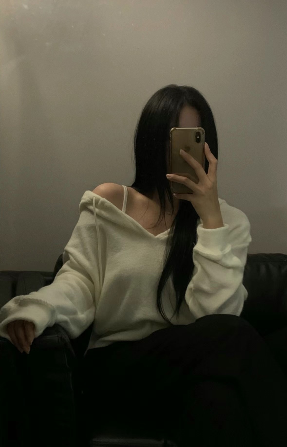 鬆弛感🦦! 連帽v領鬆身上衣