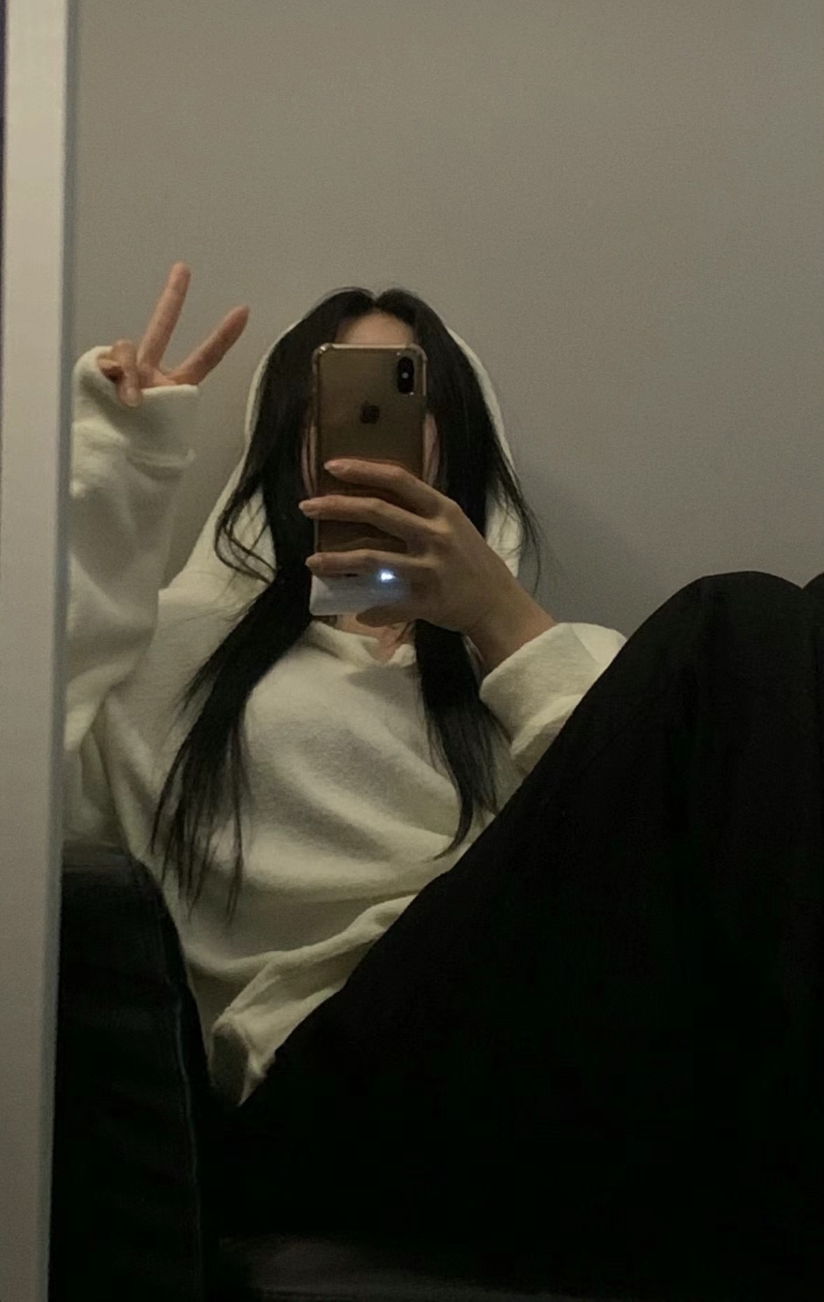 鬆弛感🦦! 連帽v領鬆身上衣