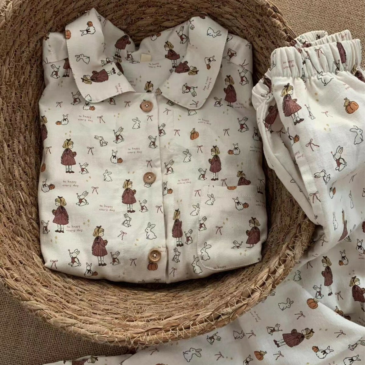 《5311》小女孩與小白兔長袖睡衣套裝