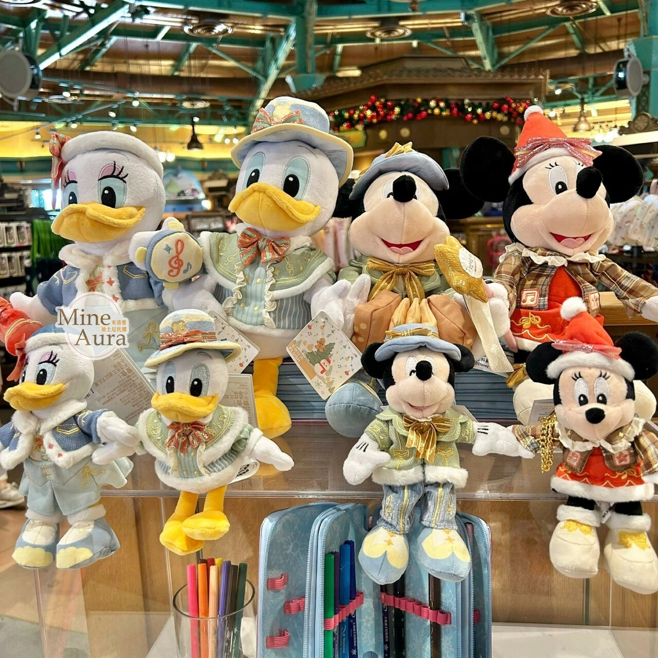 (限時特價) 2024 冬日米奇系列 黛西 Daisy 鑰匙圈 吊飾 -上海迪士尼樂園