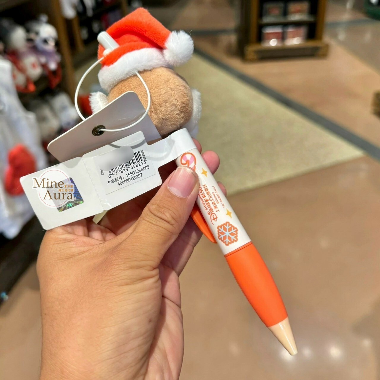 (限時特價) 2024 冬日米奇系列 紅鼻 蒂蒂 Dale 戴聖誕帽 絨毛大頭搖頭 圓珠筆 奇奇蒂蒂 Chip 'n Dale -上海迪士尼樂園