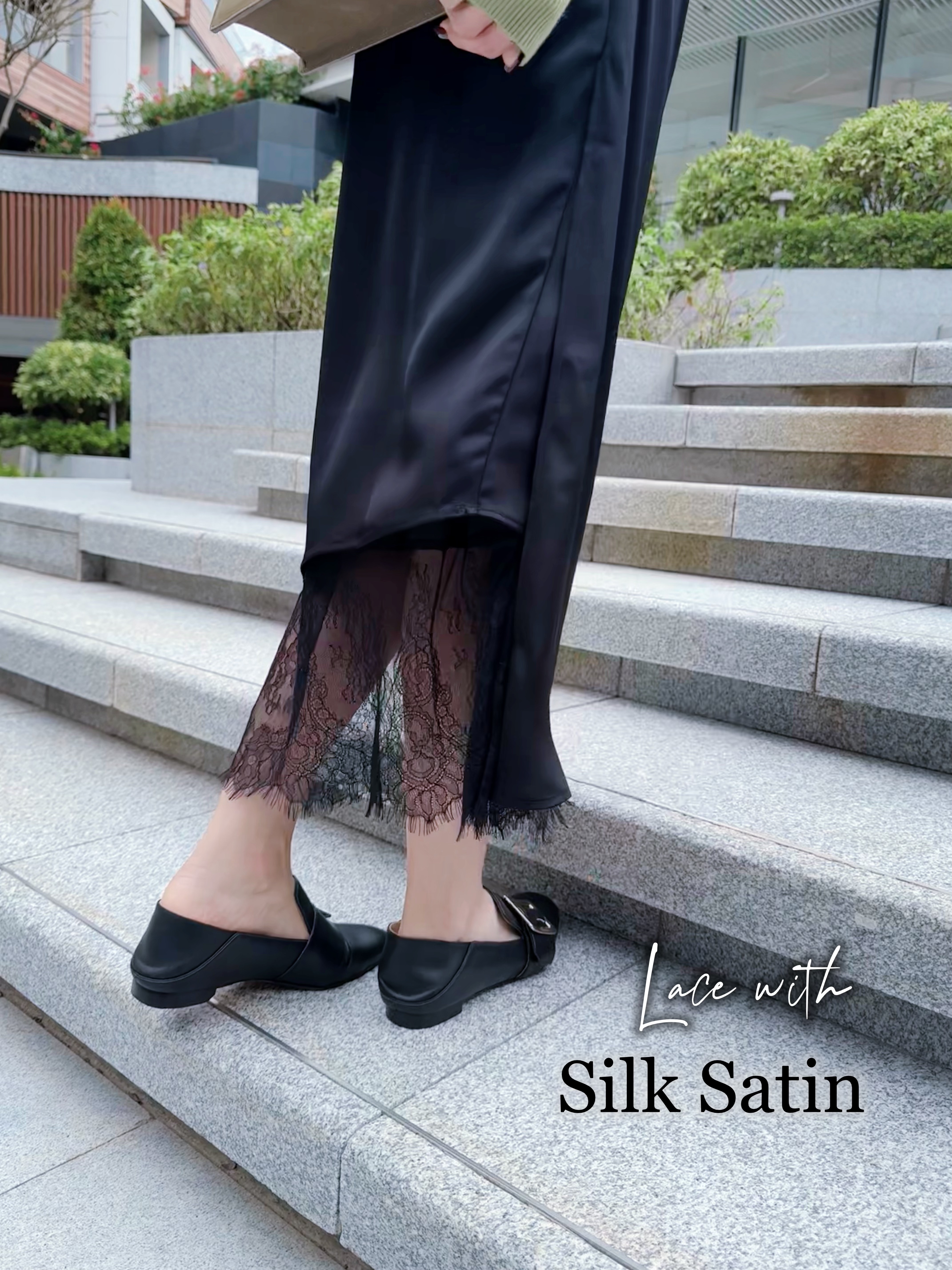 Lace Trimmed Silk-Satin Midi Skirt_SK2412L28