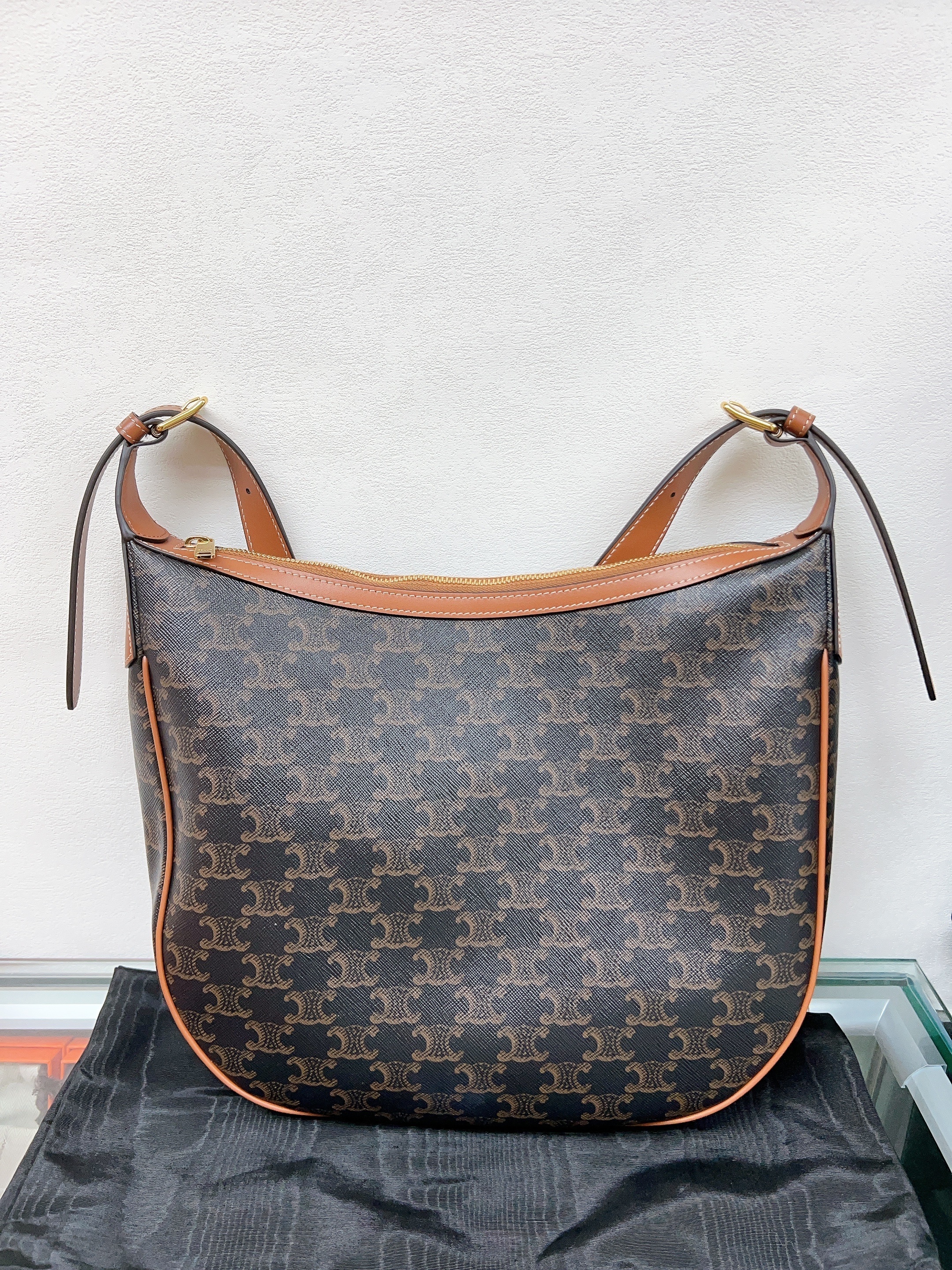 Celine heloise medium (brown monogram)