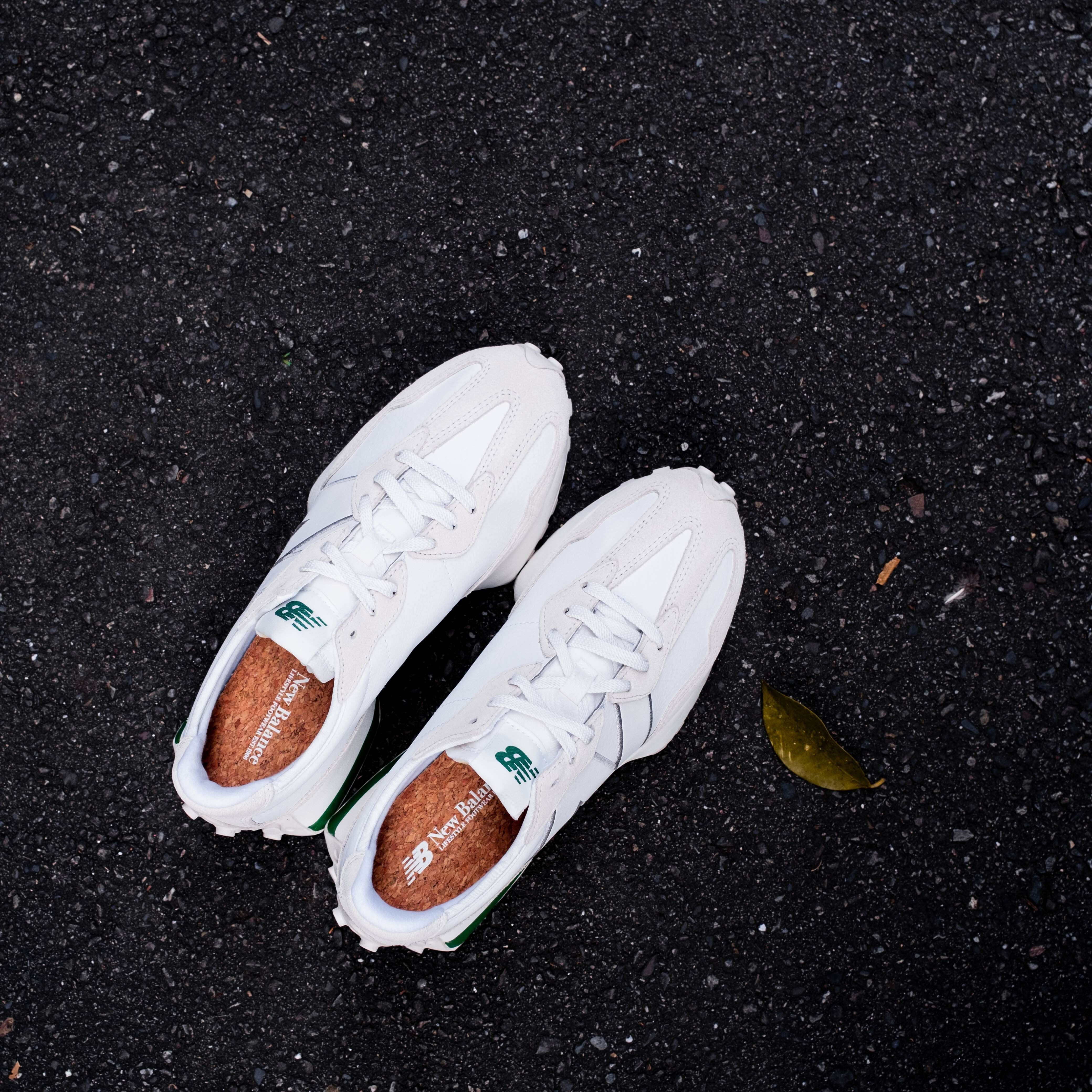 -(A18a)-NEW BALANCE 327 白綠 麂皮 皮革 拼接 男鞋 女鞋 情侶鞋 -U327UNP