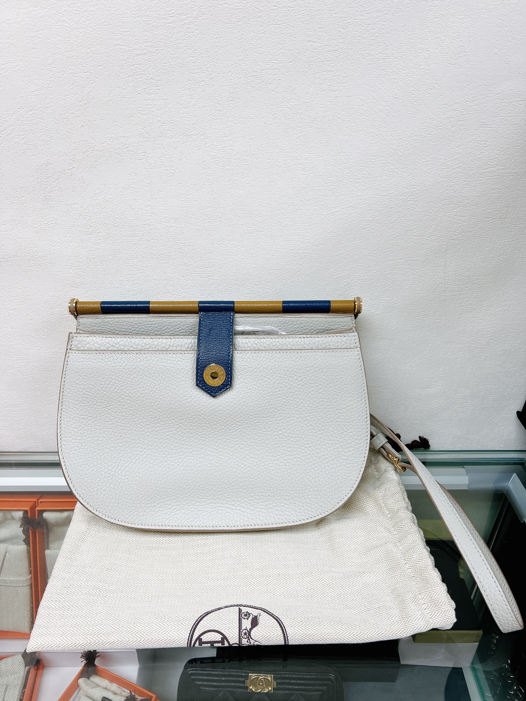 Hermes saut 25 (gris pale / stamp D)