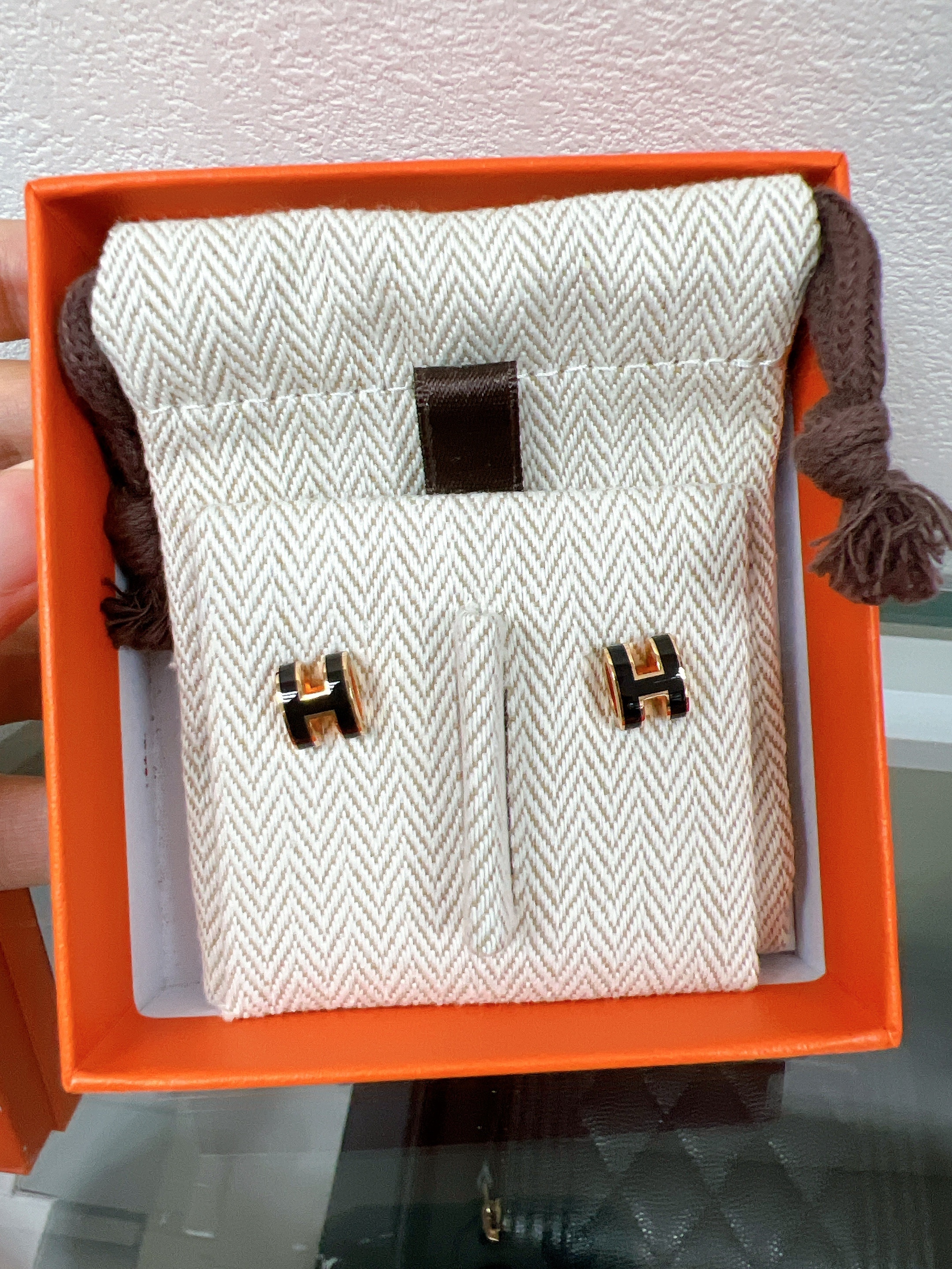 Hermes mini pop h earrings (black/ RGHW)