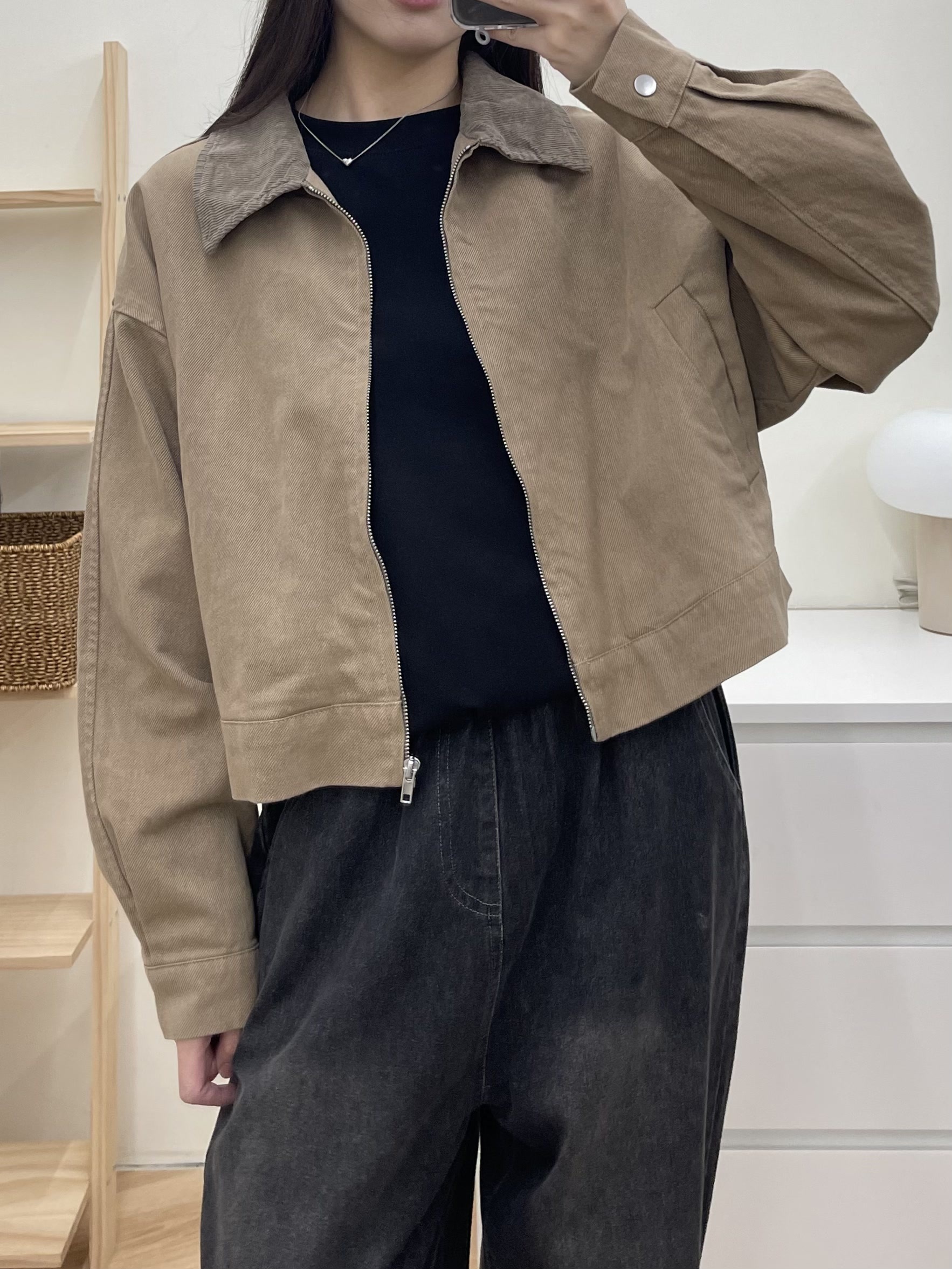 燈芯絨領拼接挺版外套