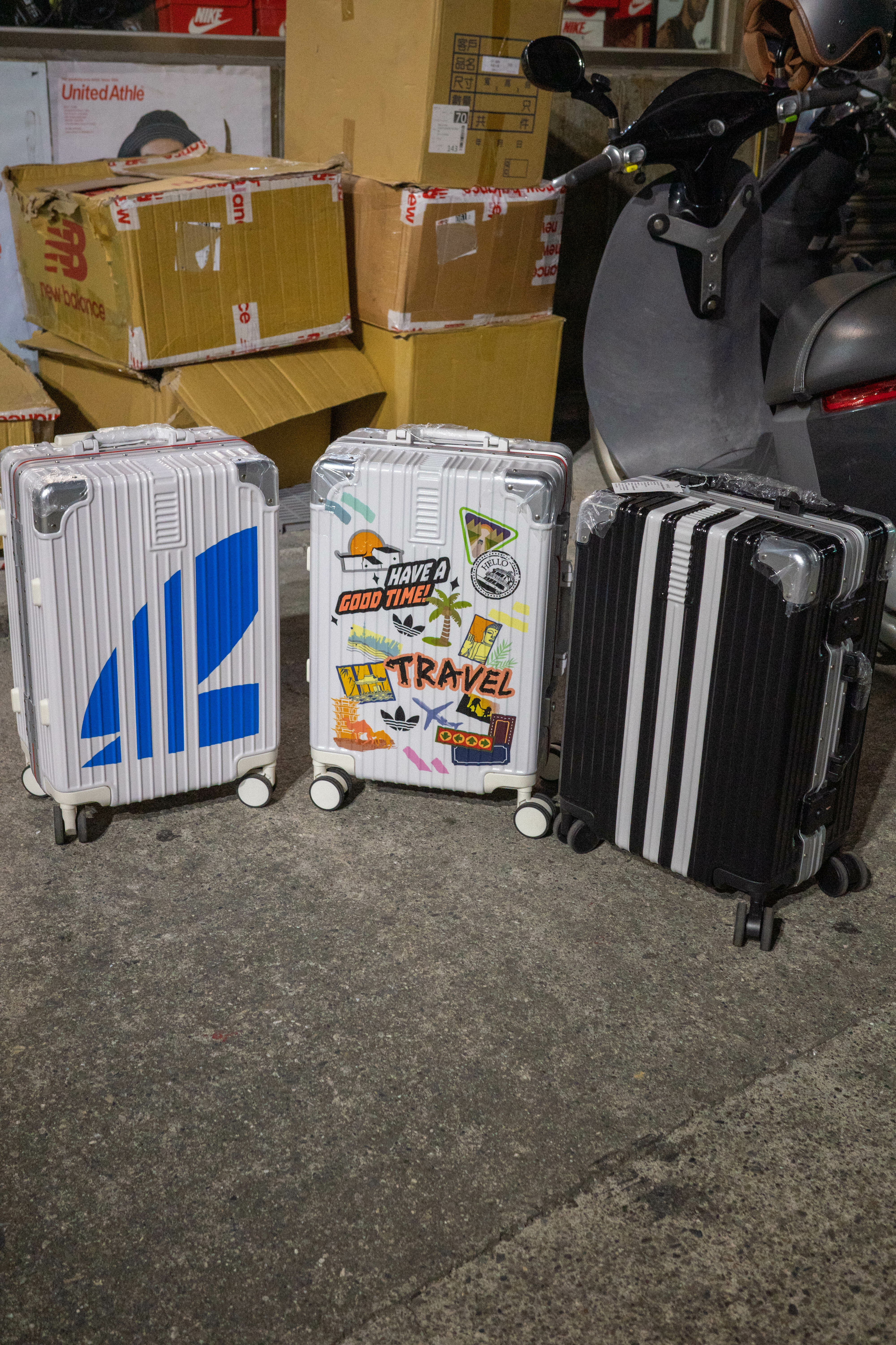 adidas 行李箱 20吋登機 三色