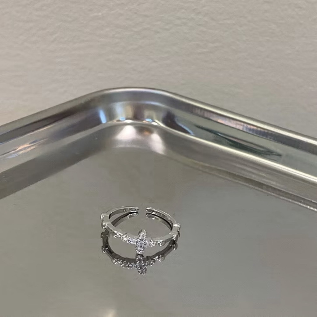 mini銀鑽小老花十字鋯石細開口戒