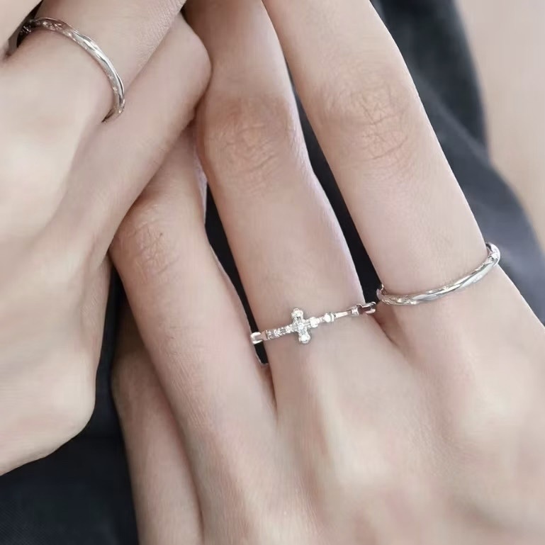 mini銀鑽小老花十字鋯石細開口戒