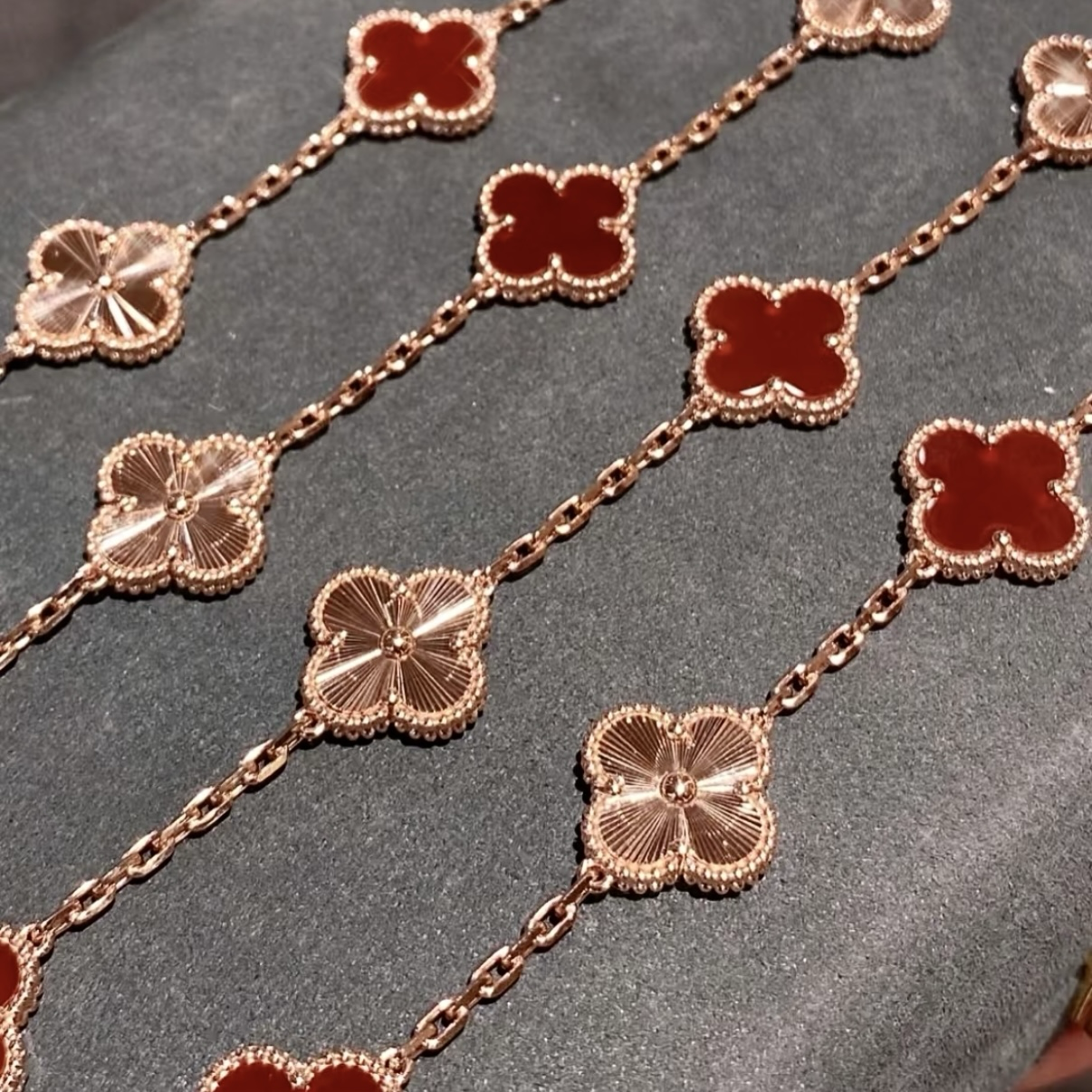 18k經典紅瑪瑙激光鐳射五花四葉草”高奢定製手鍊