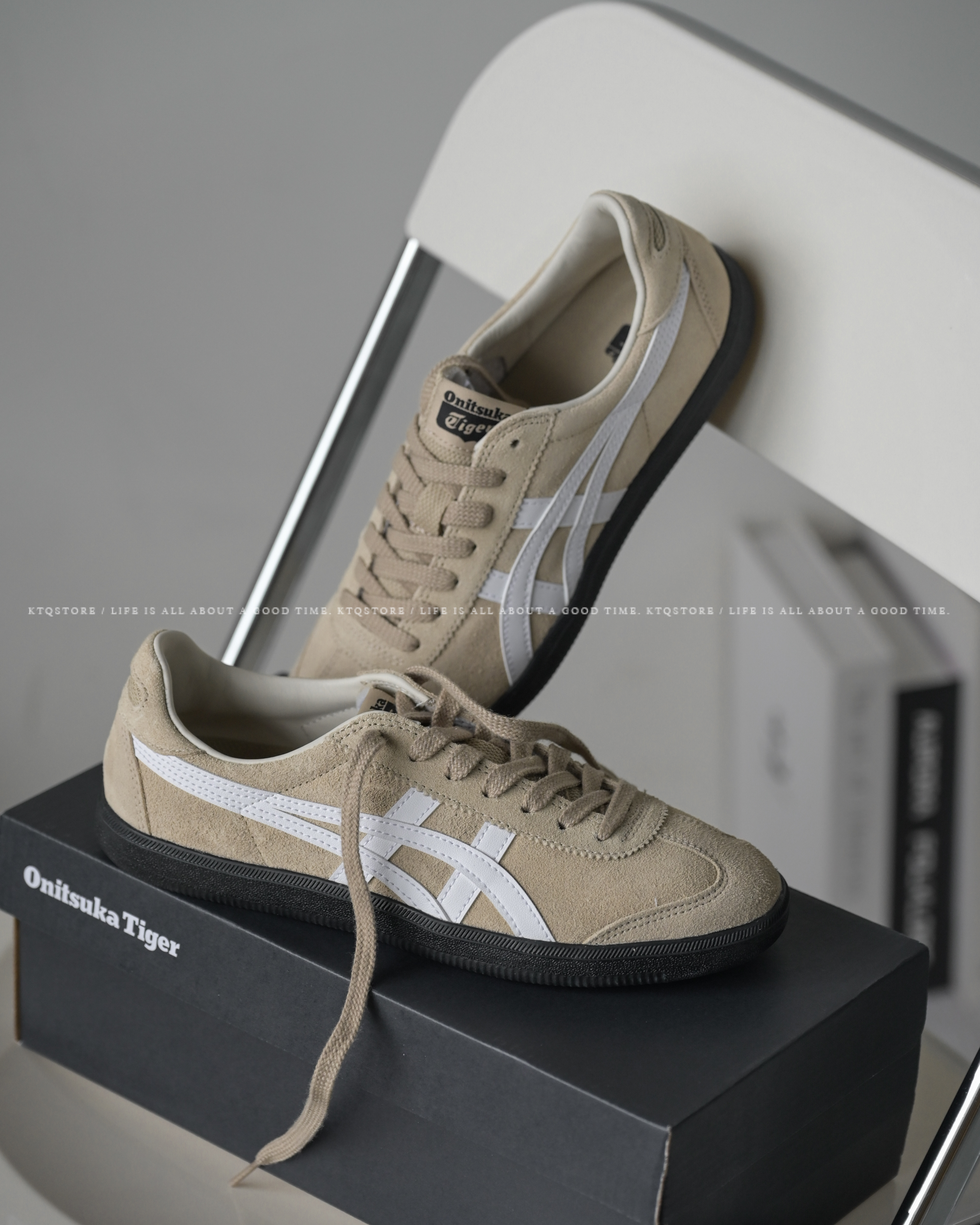 KTQ STORE ‧ Onitsuka Tiger Tokuten鬼塚虎 男 女休閒鞋 淺褐色 1183C431-200