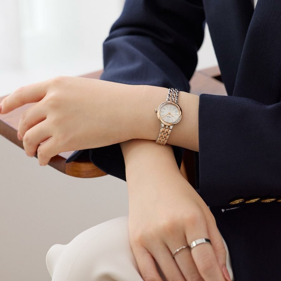 萬年鐘錶 - SEIKO  LUKIA系列 花瓣形錶殼優雅不鏽鋼女錶   SSWA002J / 4N30-00V0KS  錶徑23MM