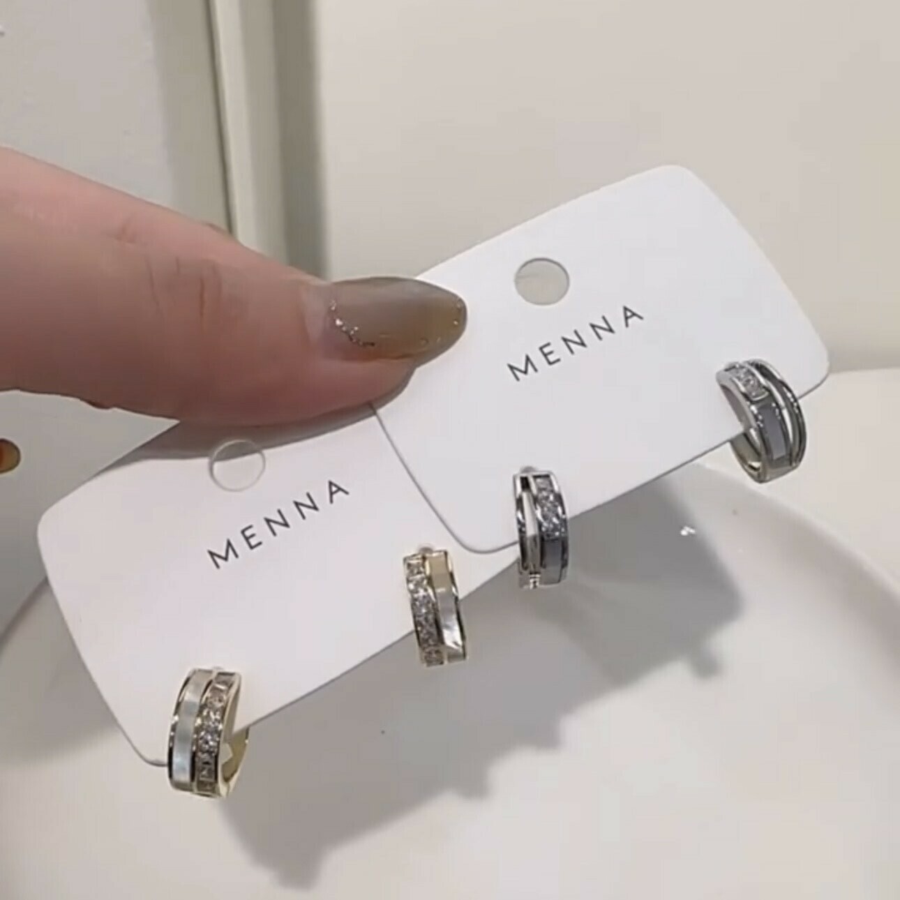 雙層白貝鋯石易扣