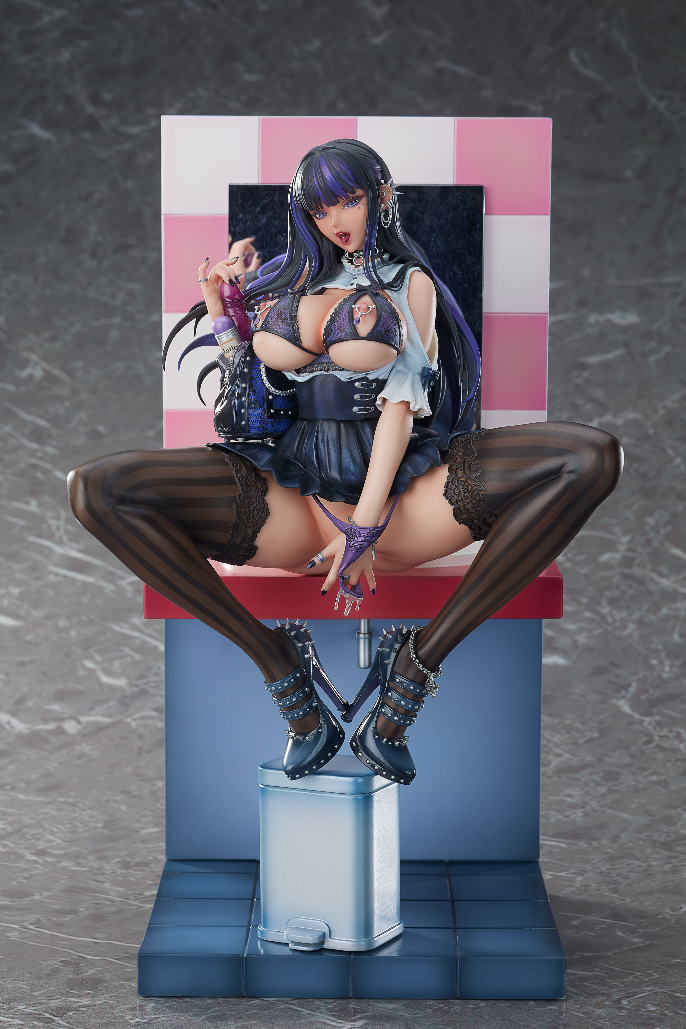 PURE Kisara 1/6 SCALE FIGURE