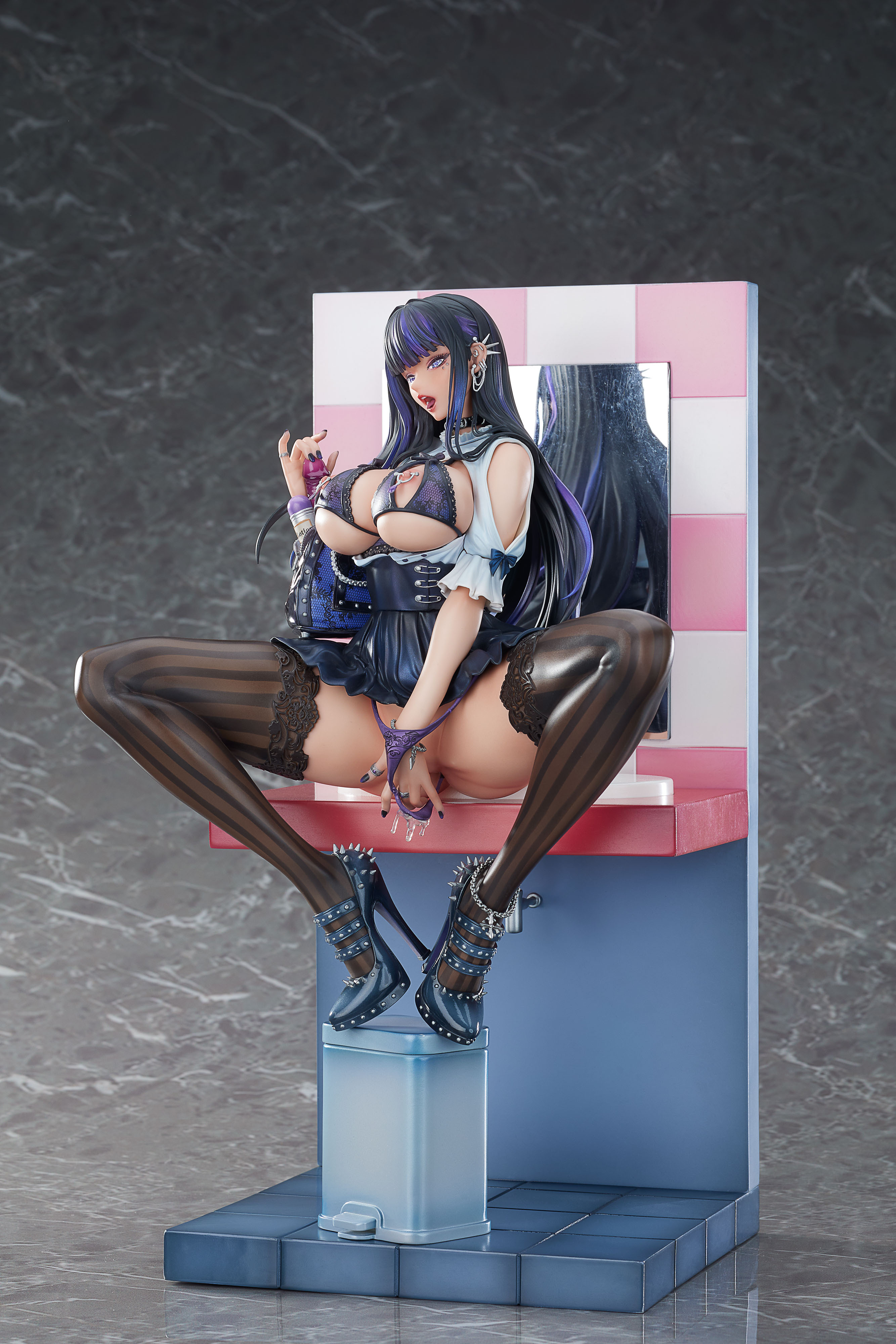 PURE Kisara 1/6 SCALE FIGURE