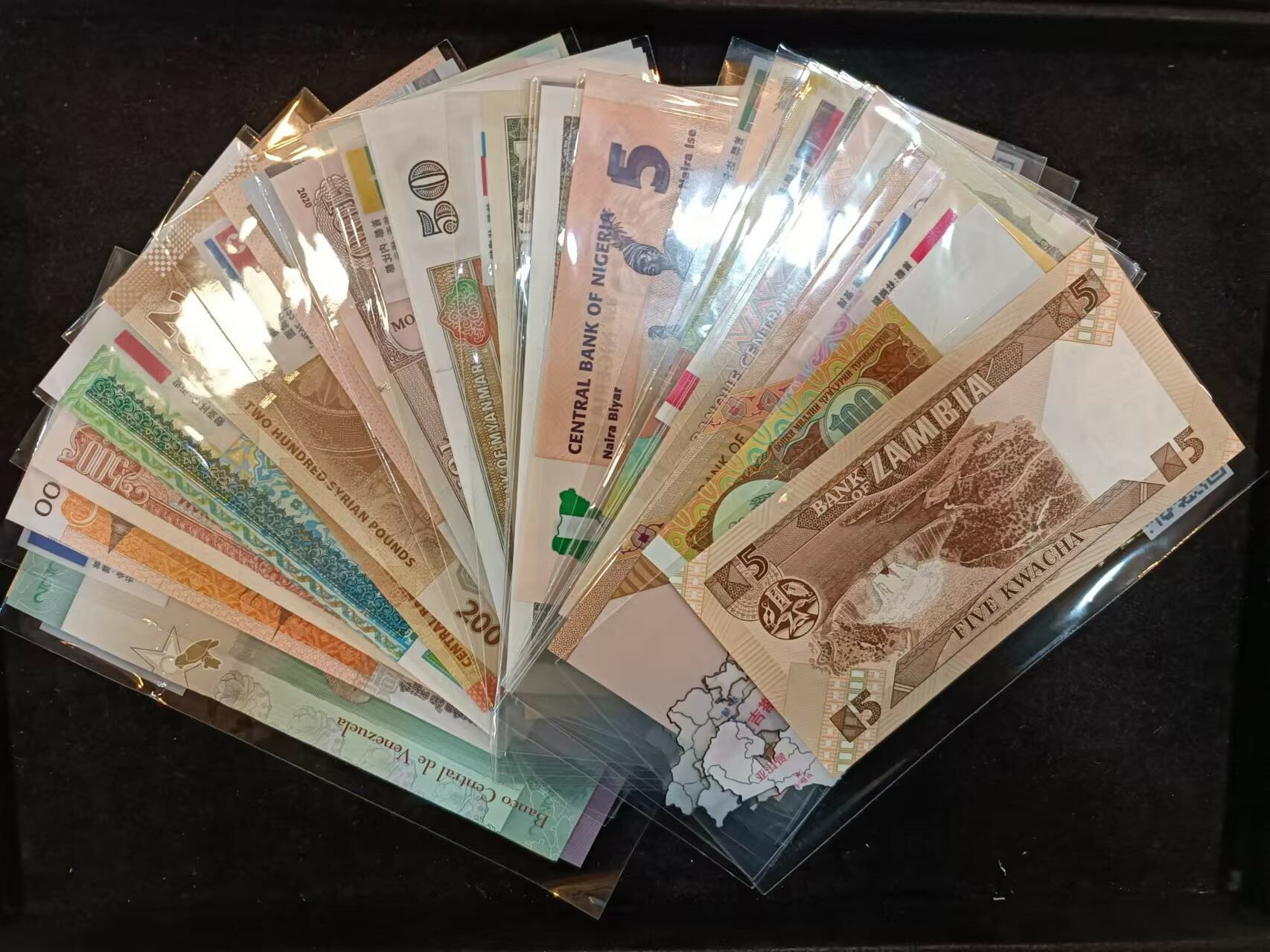 五大洲二十八國紙幣紅封包