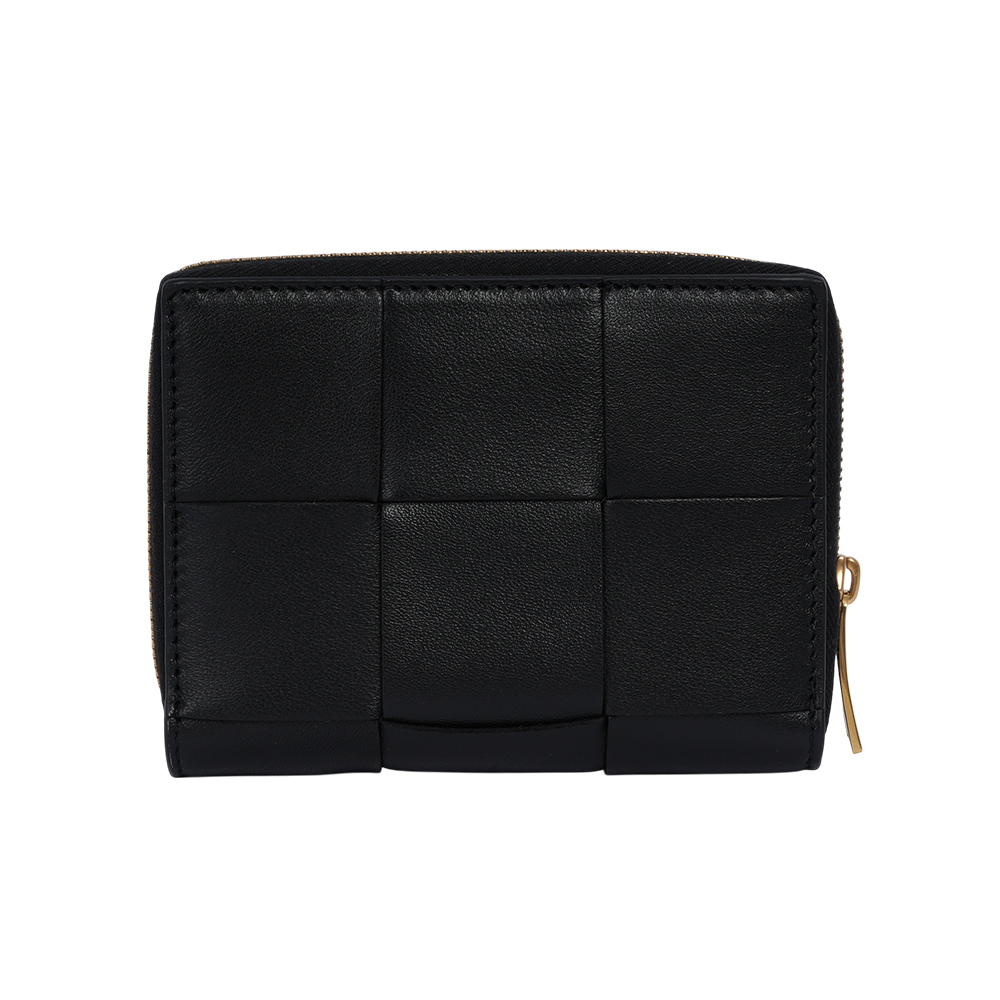 【BOTTEGA VENETA】新款大格小羊皮及小牛皮編織拉鍊短夾(黑色) 681191 VCQC1 8425