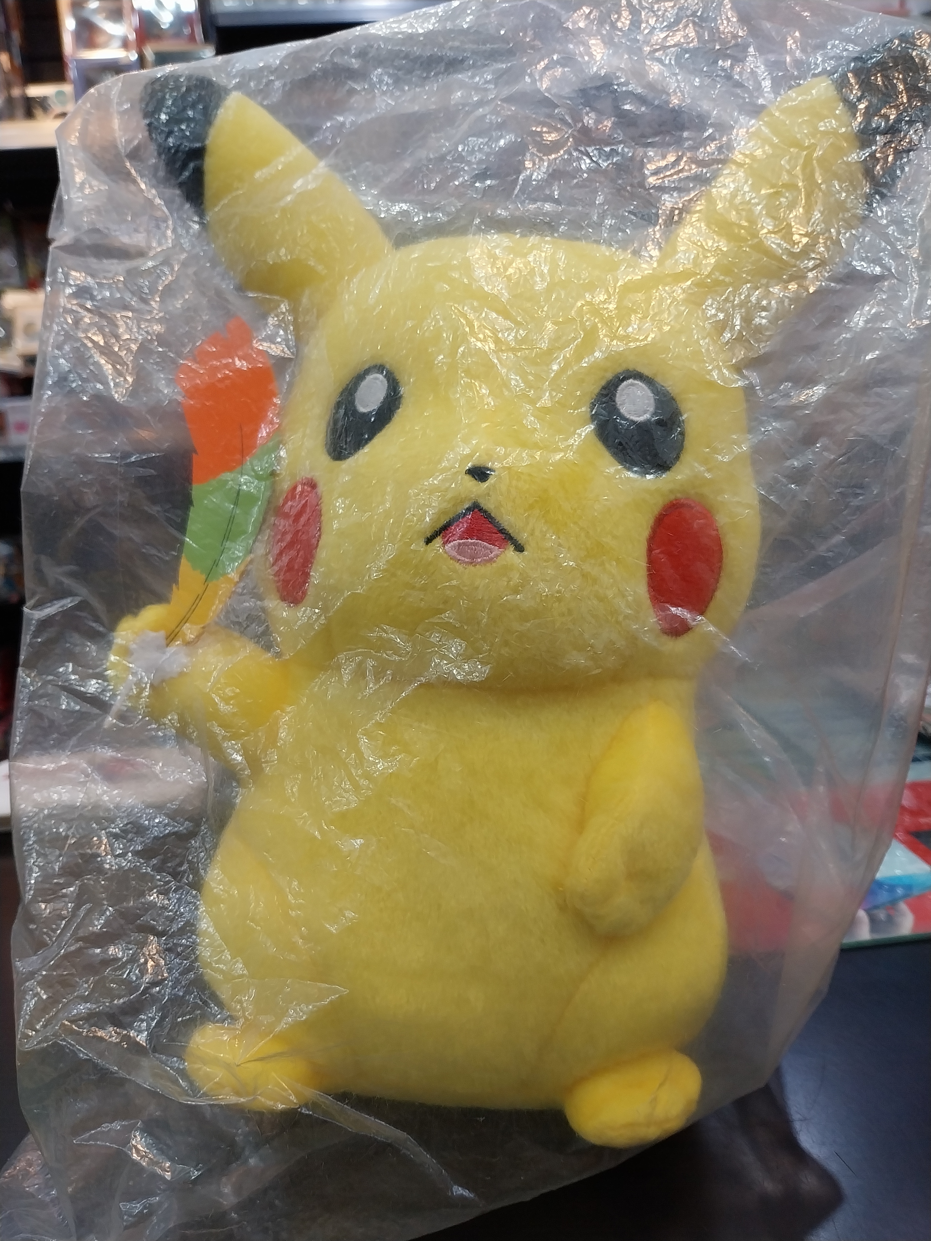 寶可夢 皮卡丘玩偶 鳳凰羽毛