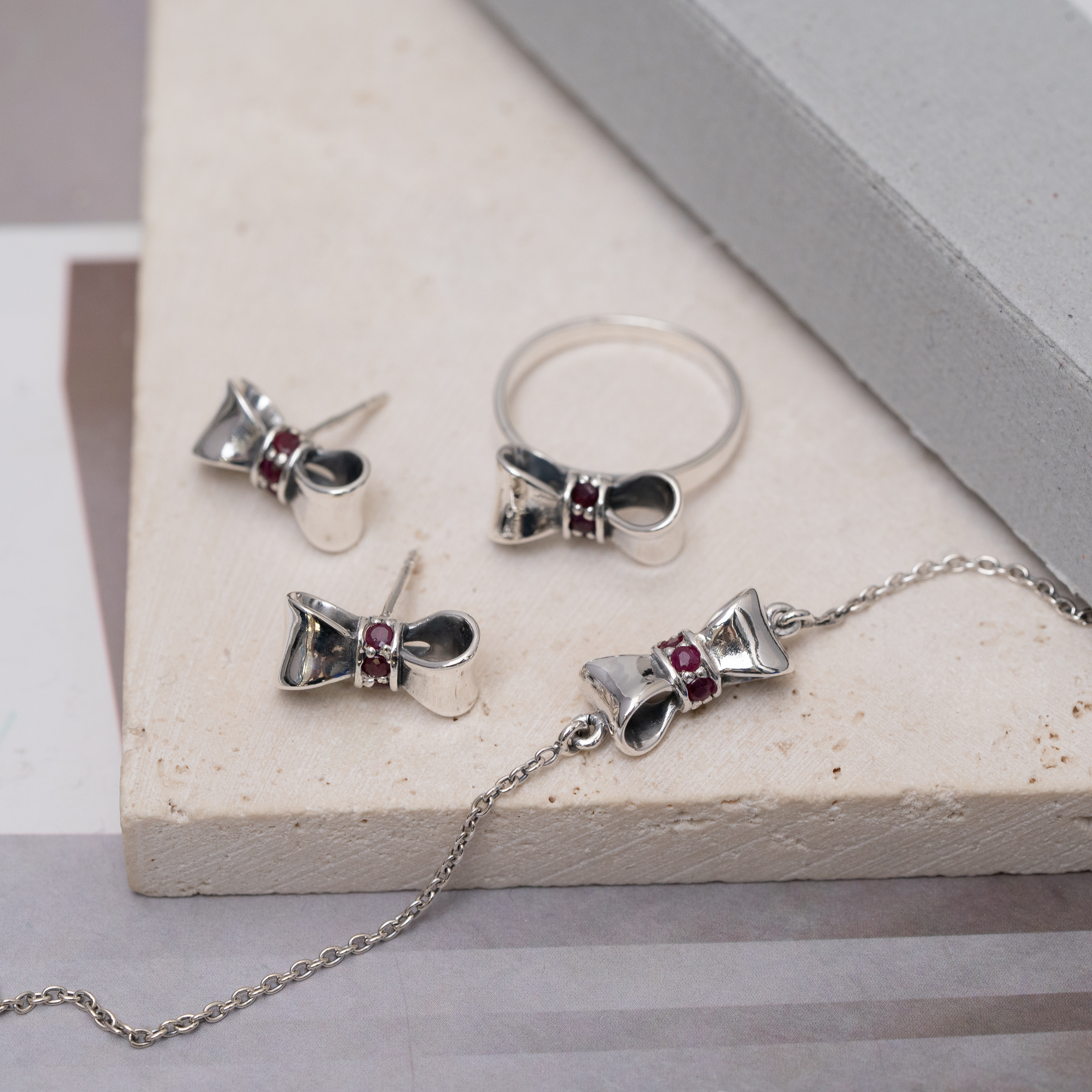 Svb61 (ruby 紅寶石) 自家設計