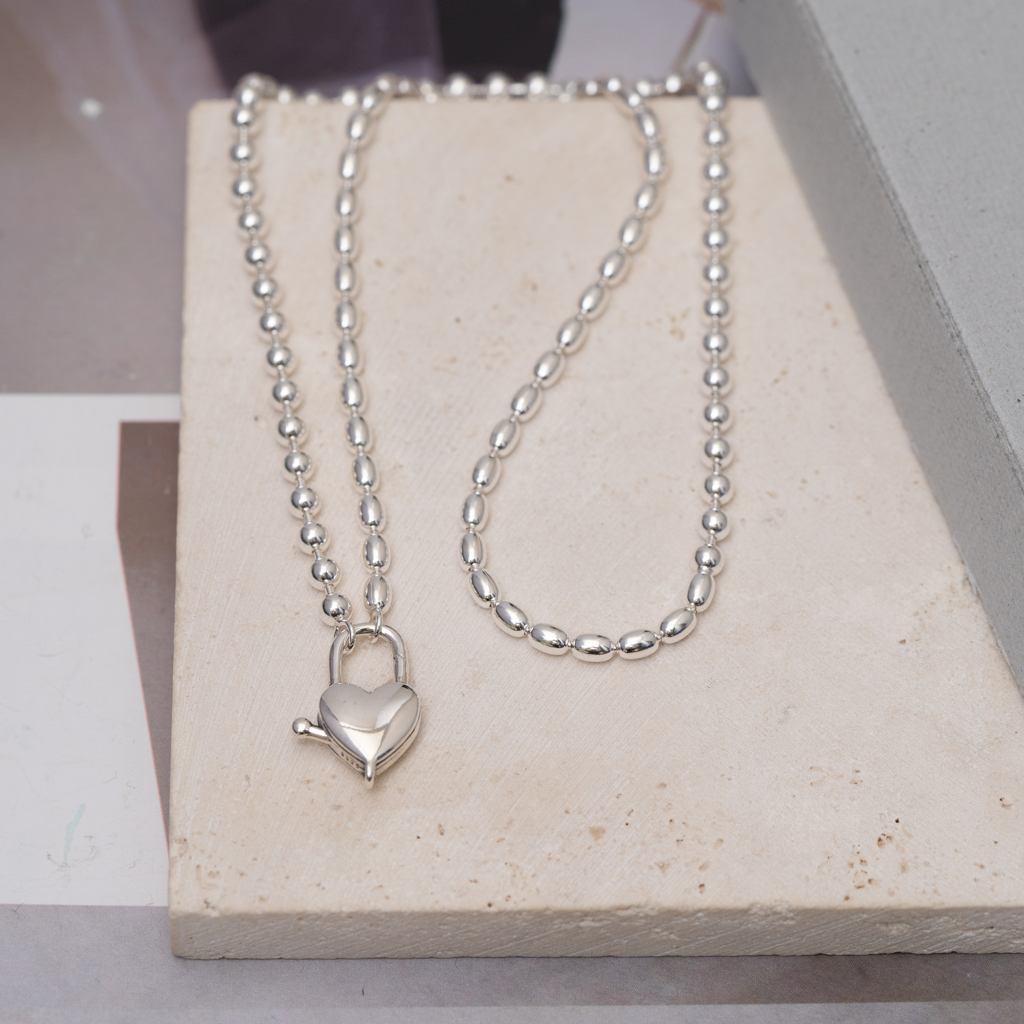 Svb (愛心鎖.米珠頸鏈）