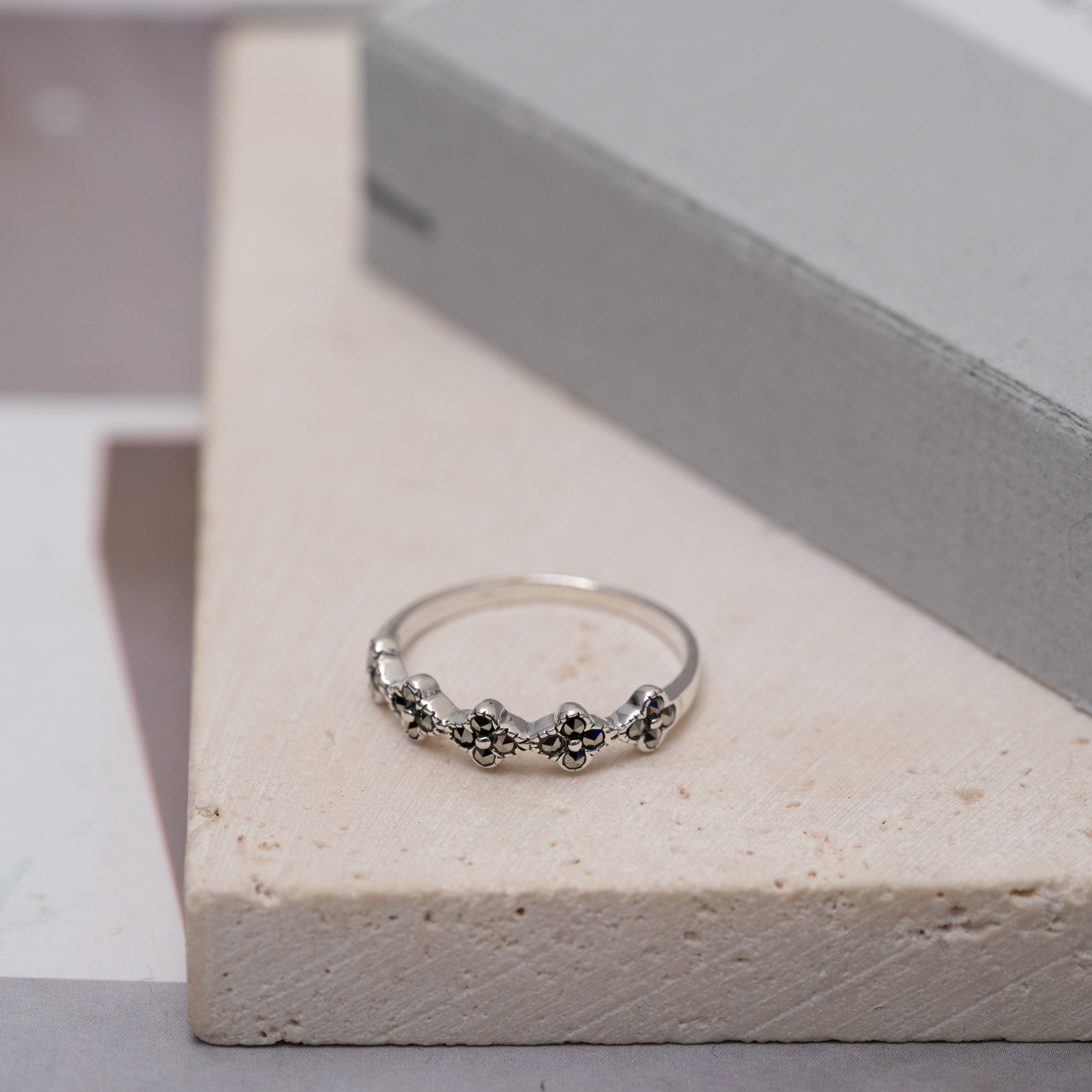 Svr19 (四葉草礦石戒指）