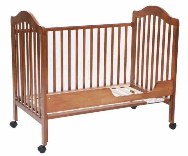 LA BABY 木床床欄 可加設於以下木床 型號包括:15010, 2800, 3700, 975, 5500