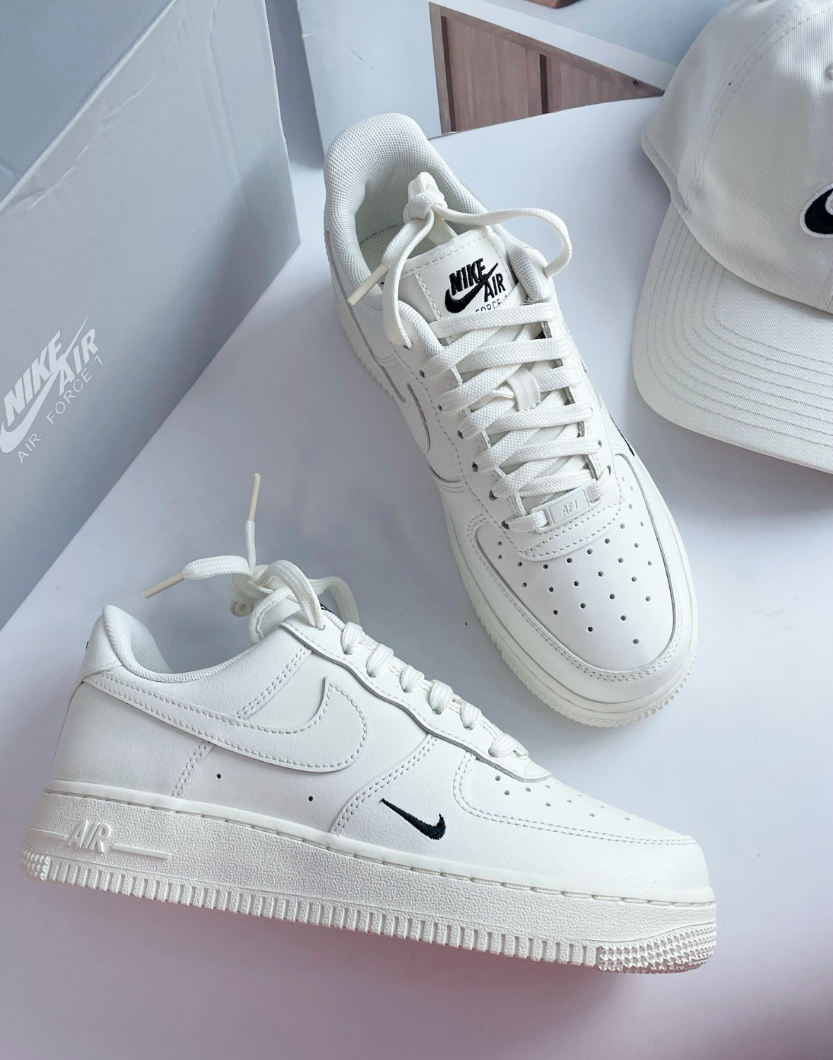 Nike Air Force 1 奶白小黑勾 奶白色 小黑勾 女款 HF1058-133/預購