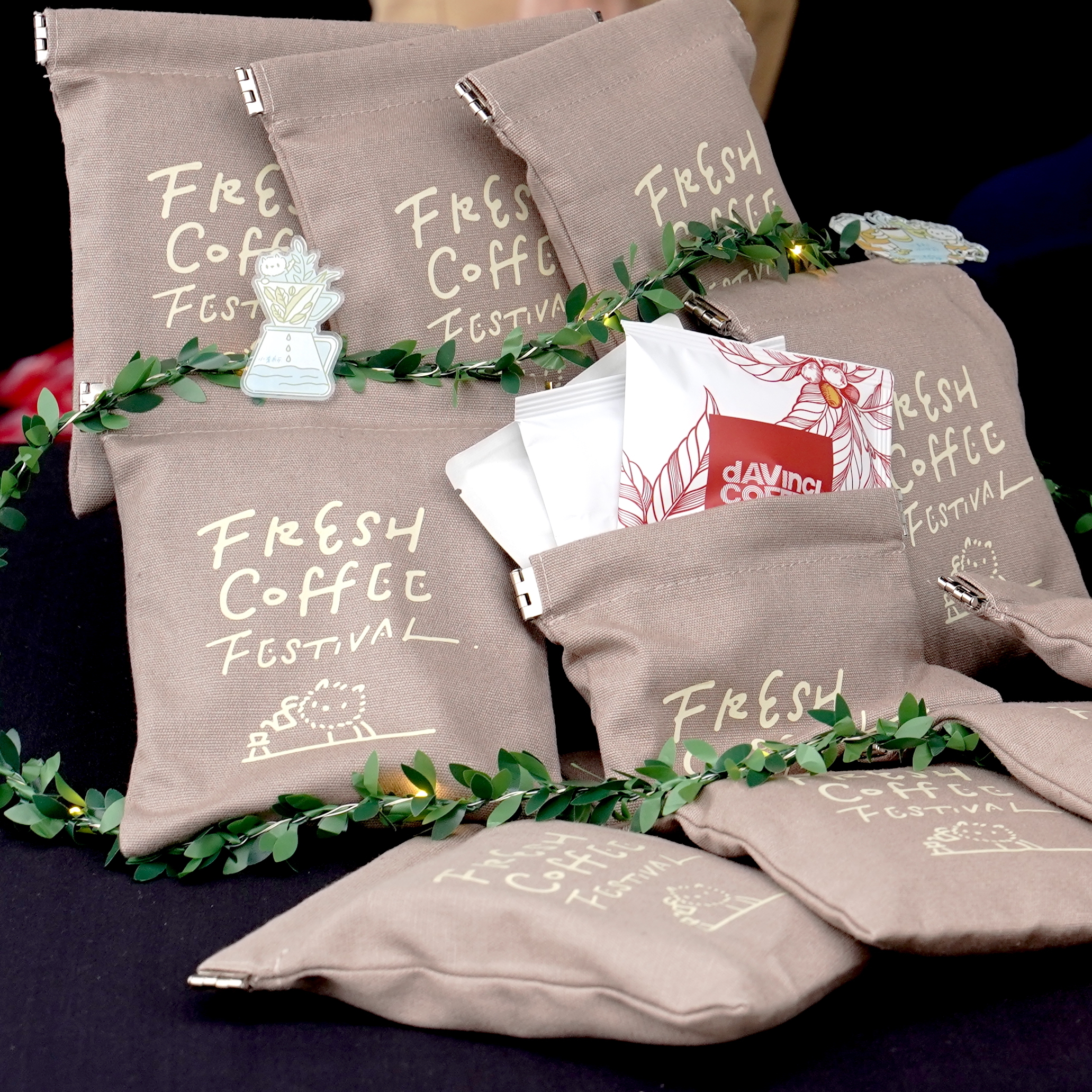 【小青新咖啡節x達文西咖啡】隨機濾掛磁吸收納袋（隨機3款）