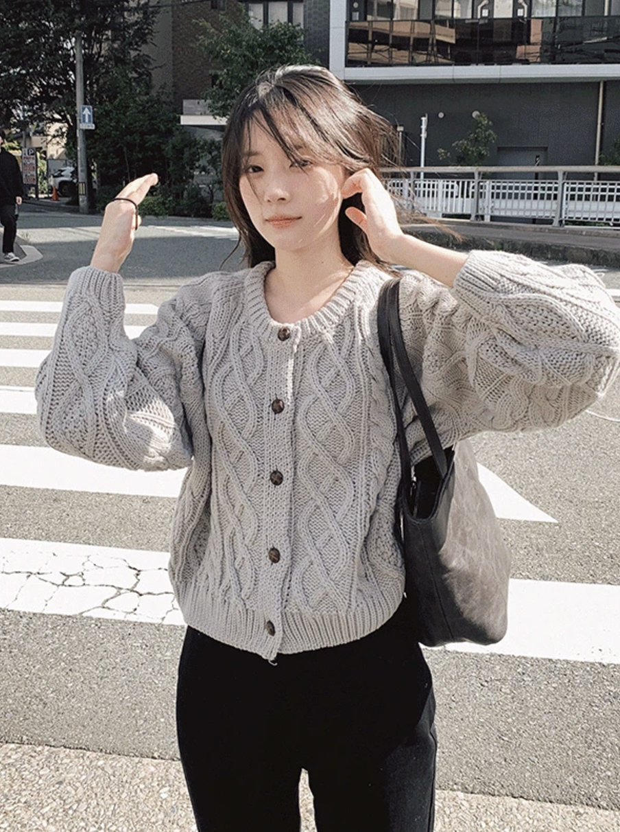 預訂｜SLOWAND #SLOWMADE Margaret 360 Thick Cable Cardigan (3 Color)