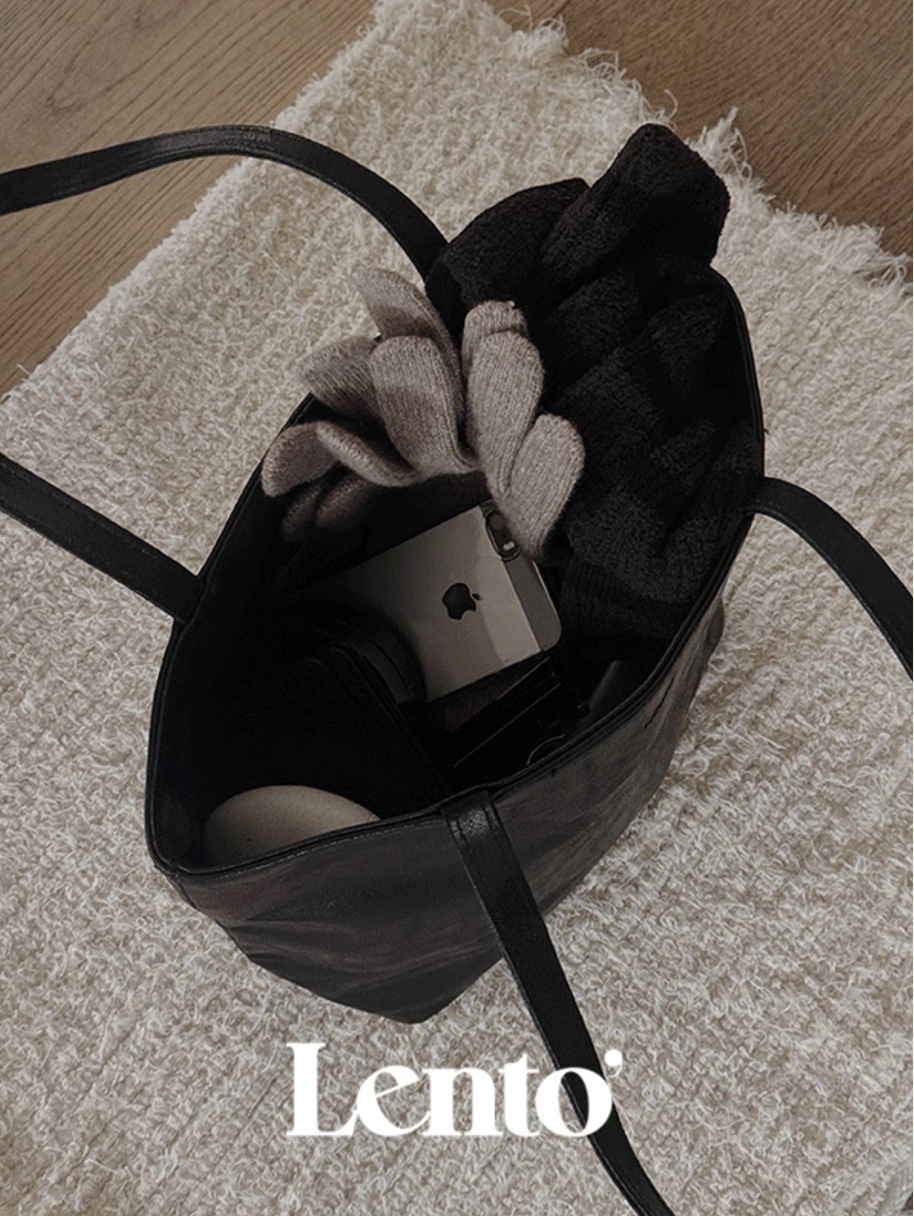 預訂｜SLOWAND #LENTO Pebble Cracker Shoulder Bag (5 Color)