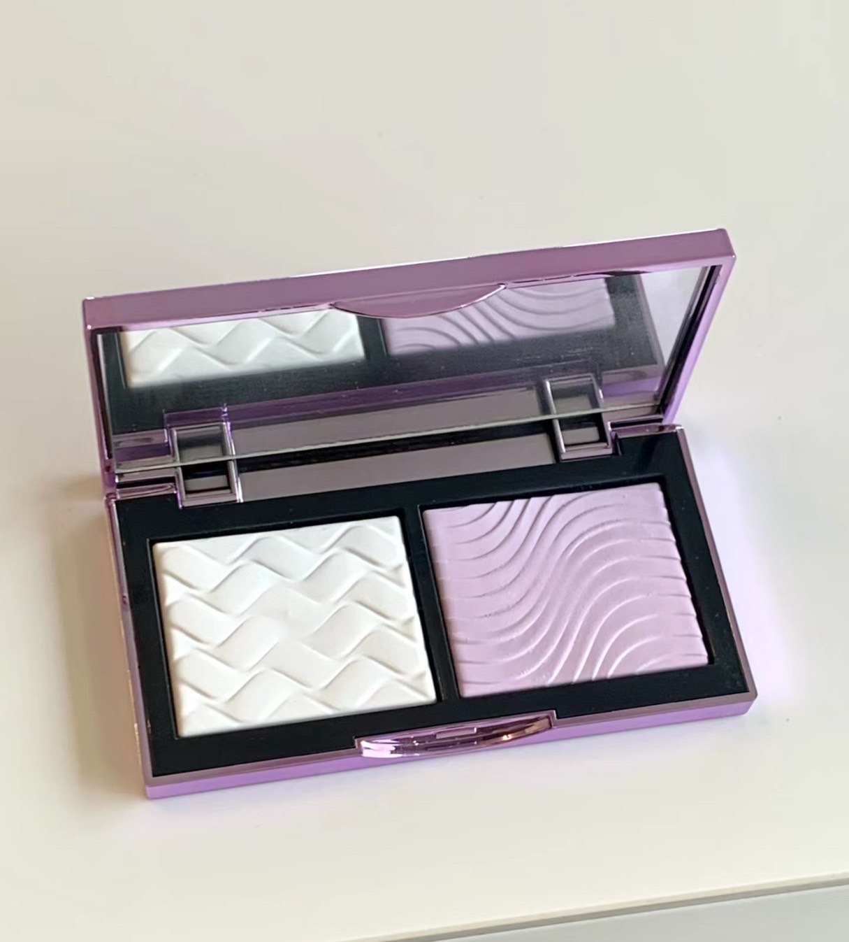 📦預購 M.A.C-口袋雙色濾鏡蜜粉餅3.5g 紫白餅