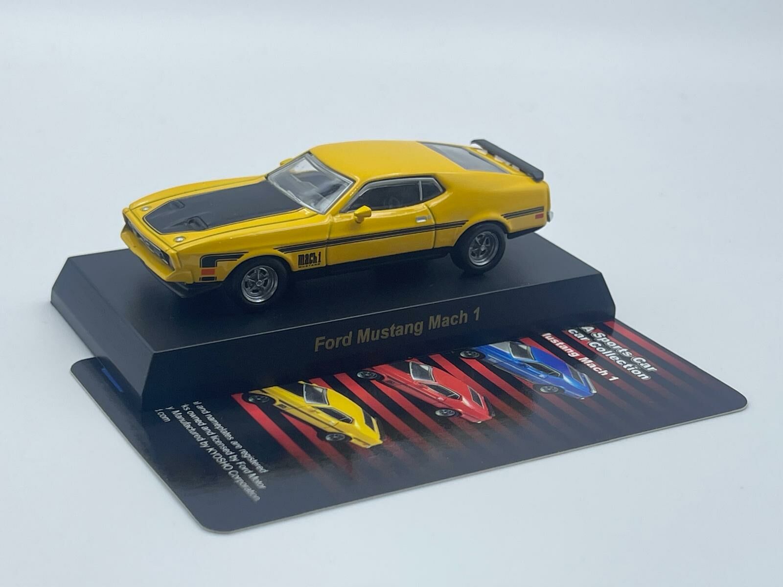 KYOSHO FORD MUSTANG MACH 1 YELLOW