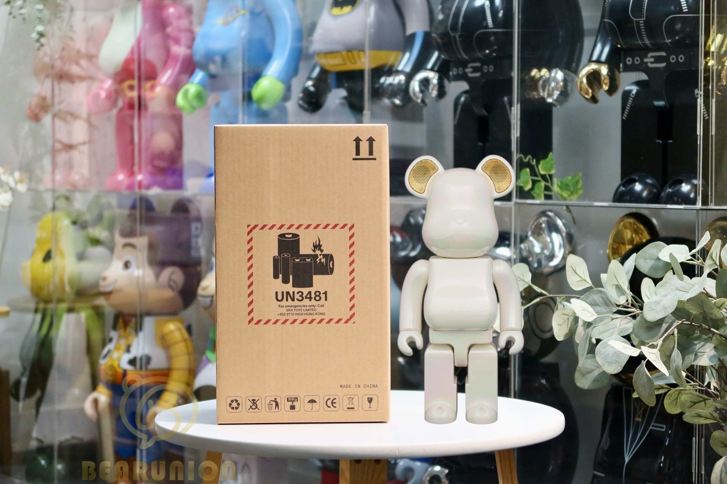 🎏預訂🎏 Bearbrick 400% AUDIO IRIDESCENT Portable Bluetooth(R) Speaker PEARL MIRAGE