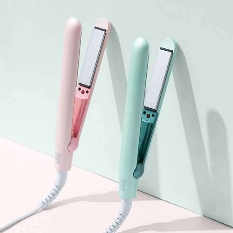 QUICO Pastel Candy Collection - Mini Travel Straightener